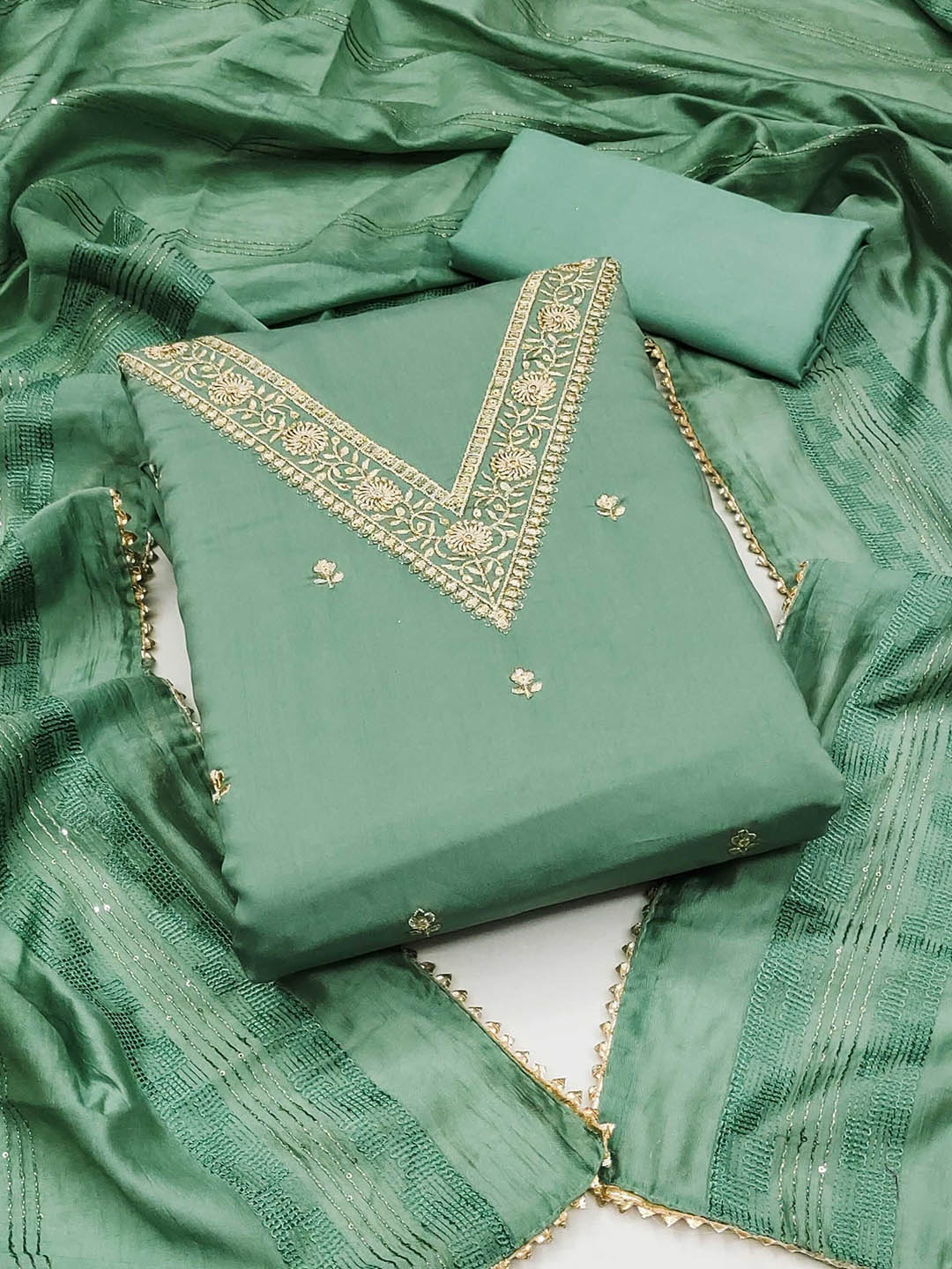 

SHADOW & SAINING Embroidered Unstitched Dress Material, Green