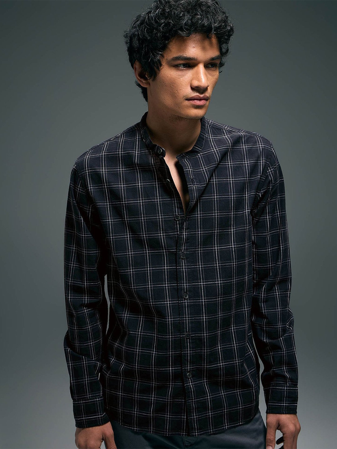 

Flying Machine Men Classic Opaque Checked Casual Shirt, Black