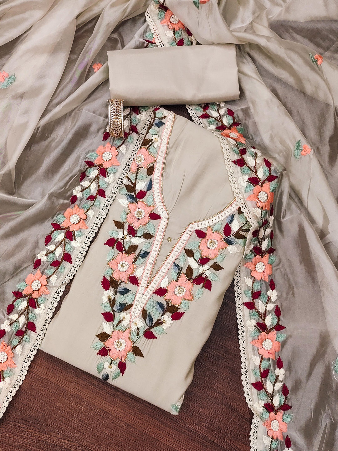 

SHADOW & SAINING Floral Embroidered Pure Silk Semi-Stitched Dress Material, Cream
