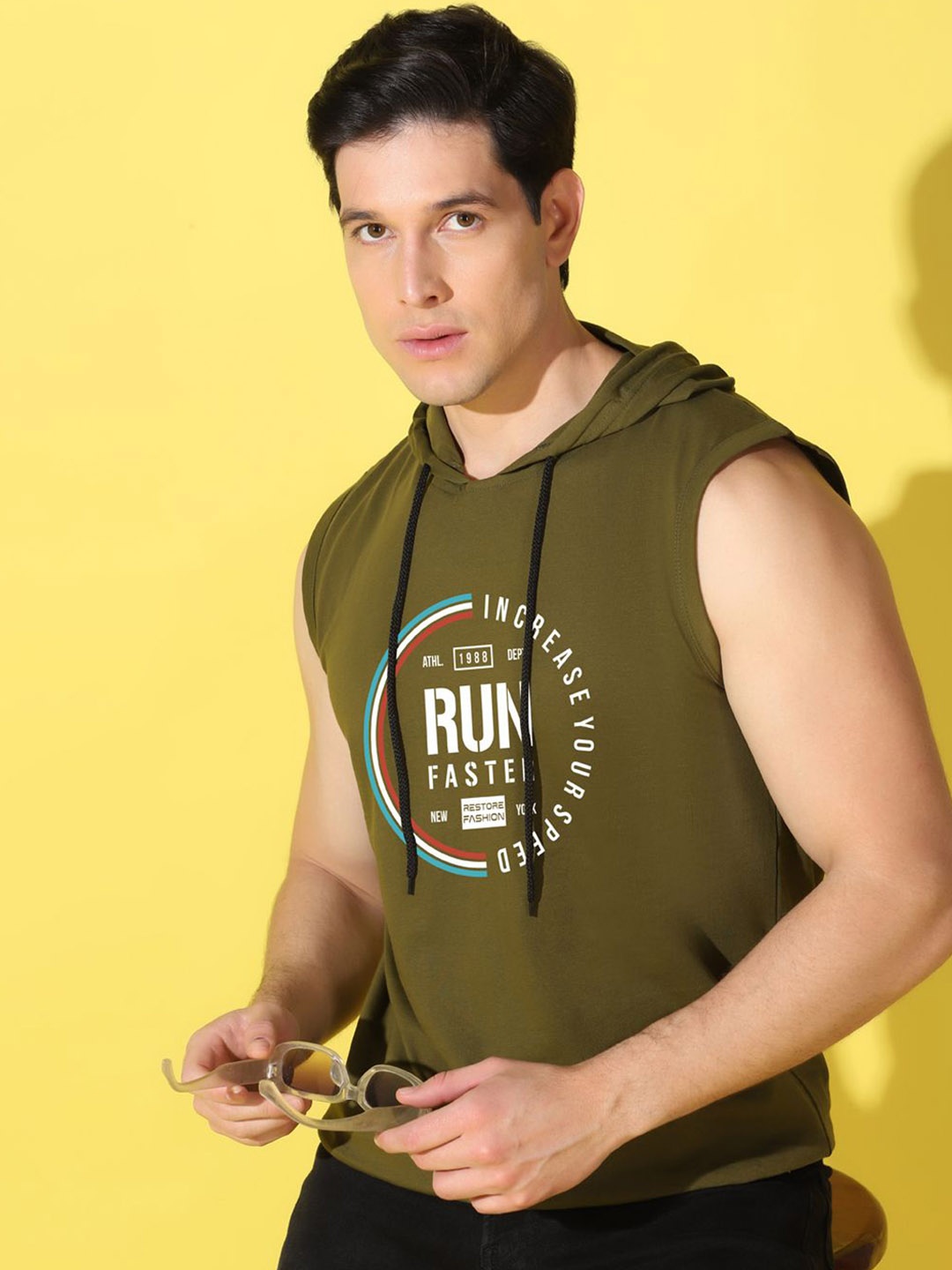 

WOOSTRO Men Printed Hooded Tshirt, Olive