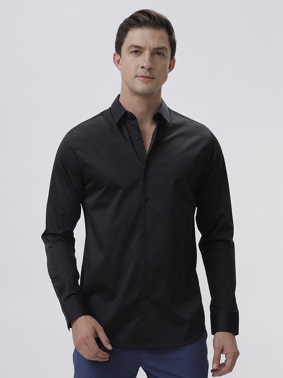 

The Collection Men Classic Slim Fit Opaque Casual Shirt, Black