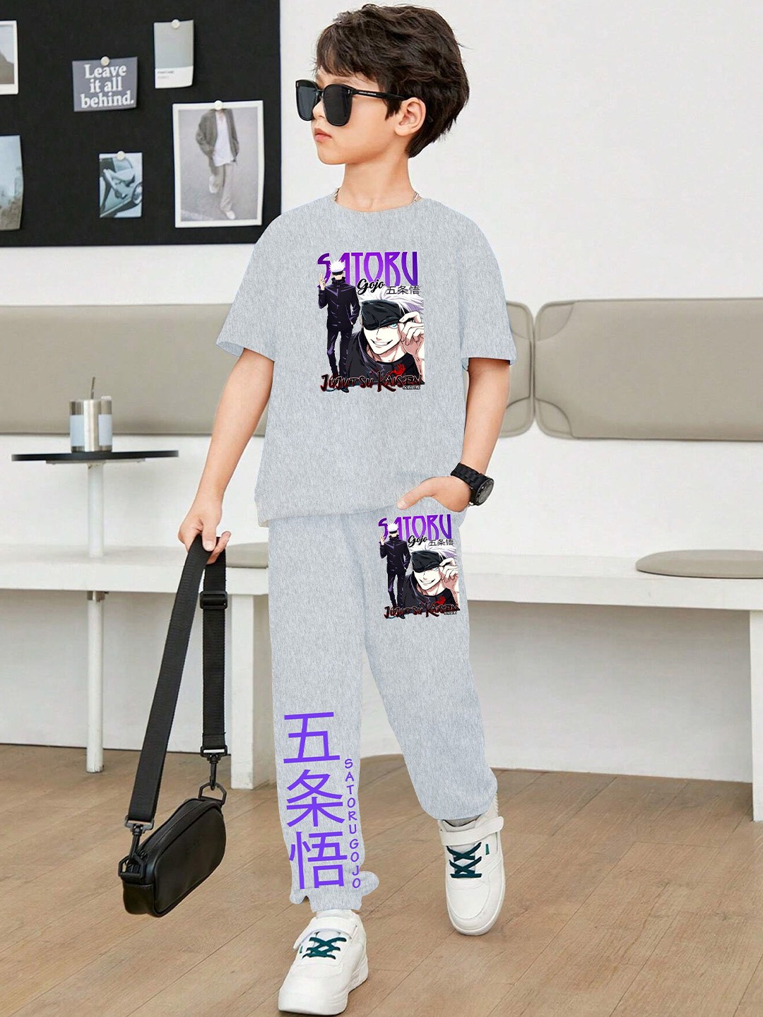 

LOCAVESTIR Boys Printed T-shirt And Joggers, Grey