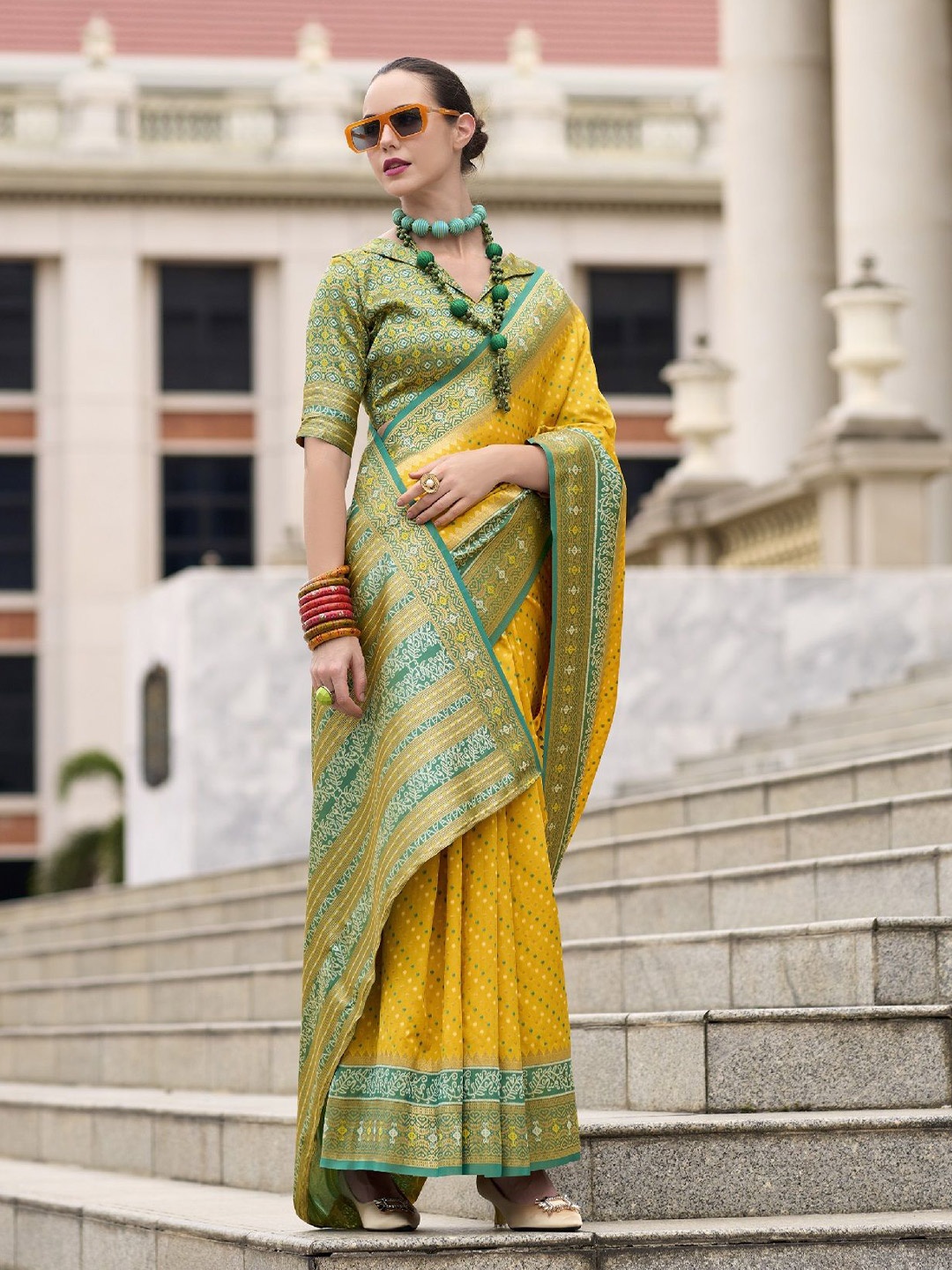 

MAHALASA Woven Design Pure Silk Banarasi Saree, Yellow