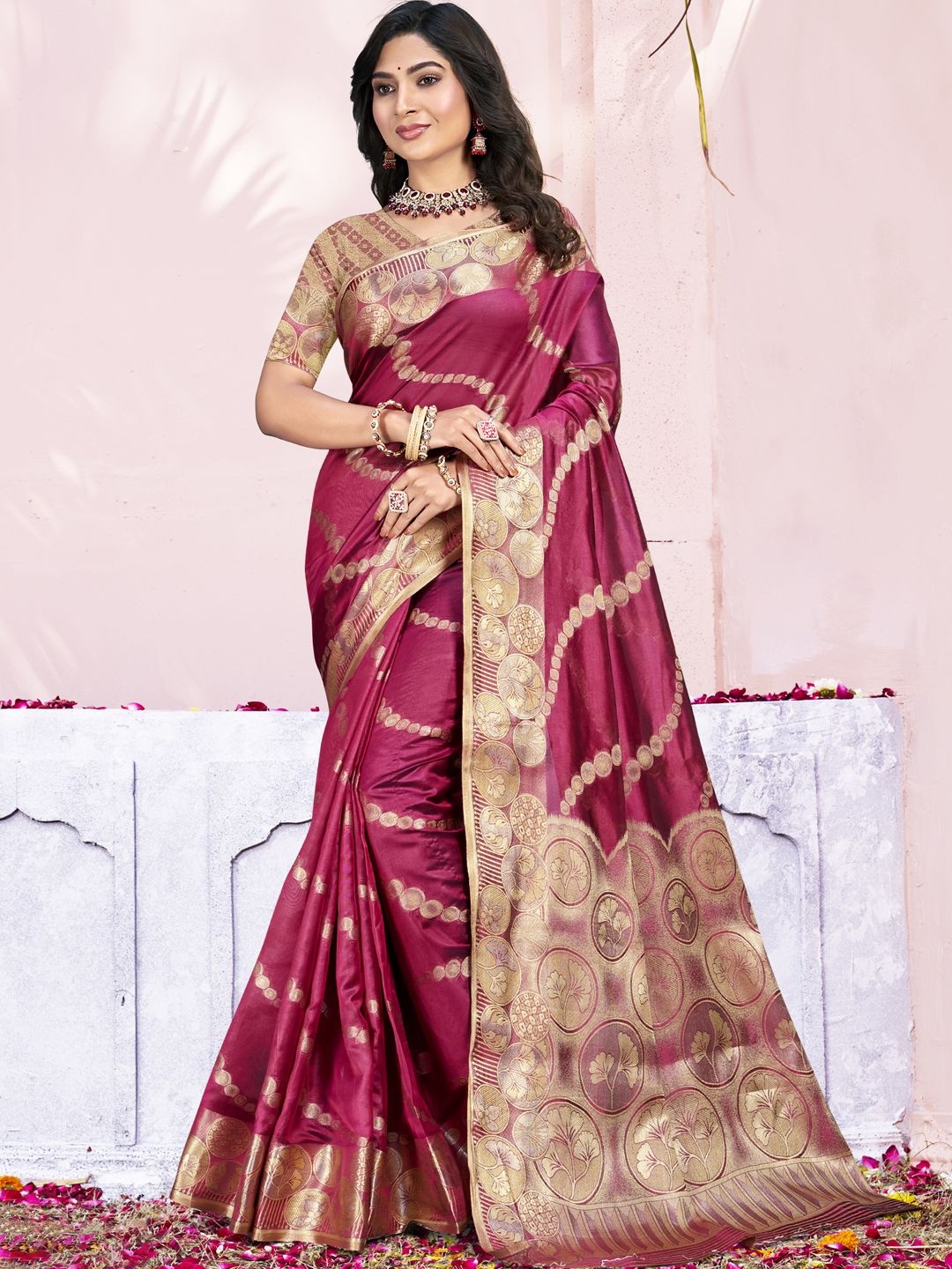 

SANGAM PRINTS Woven Design Zari Saree With Unstitched Blouse Piece, Magenta