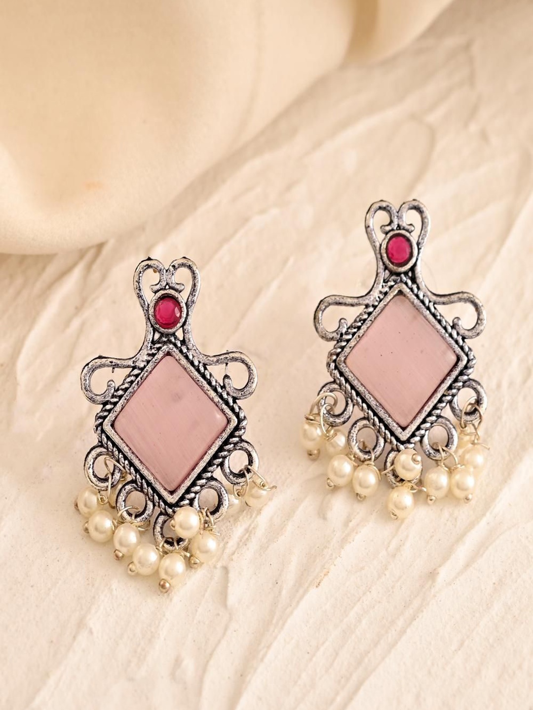 

DASTOOR Gold-Plated Artificial Stones Contemporary Studs