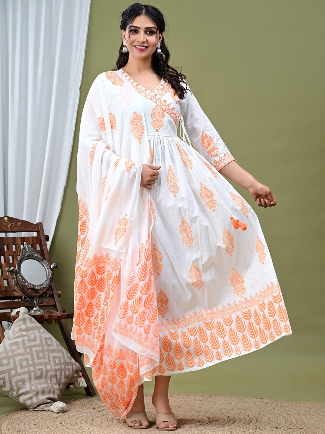 

RAABA Ethnic Motifs Printed V-Neck Angrakha Sequinned Cotton Anarkali Kurta With Dupatta, White