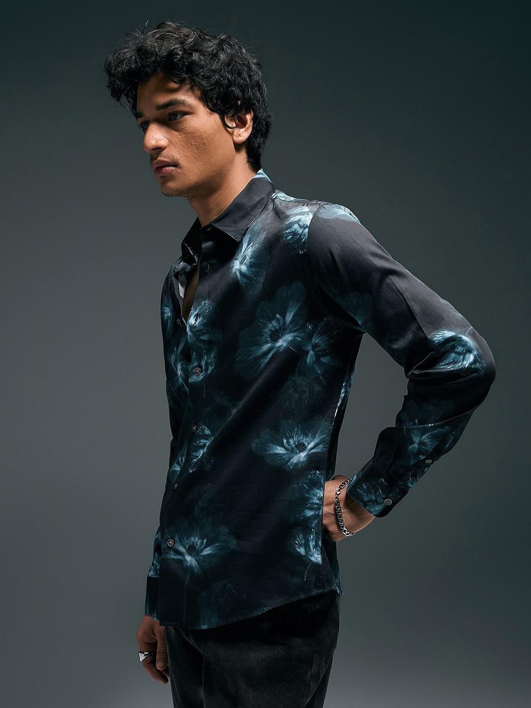 

Flying Machine Men Slim Fit Opaque Printed Casual Shirt, Black