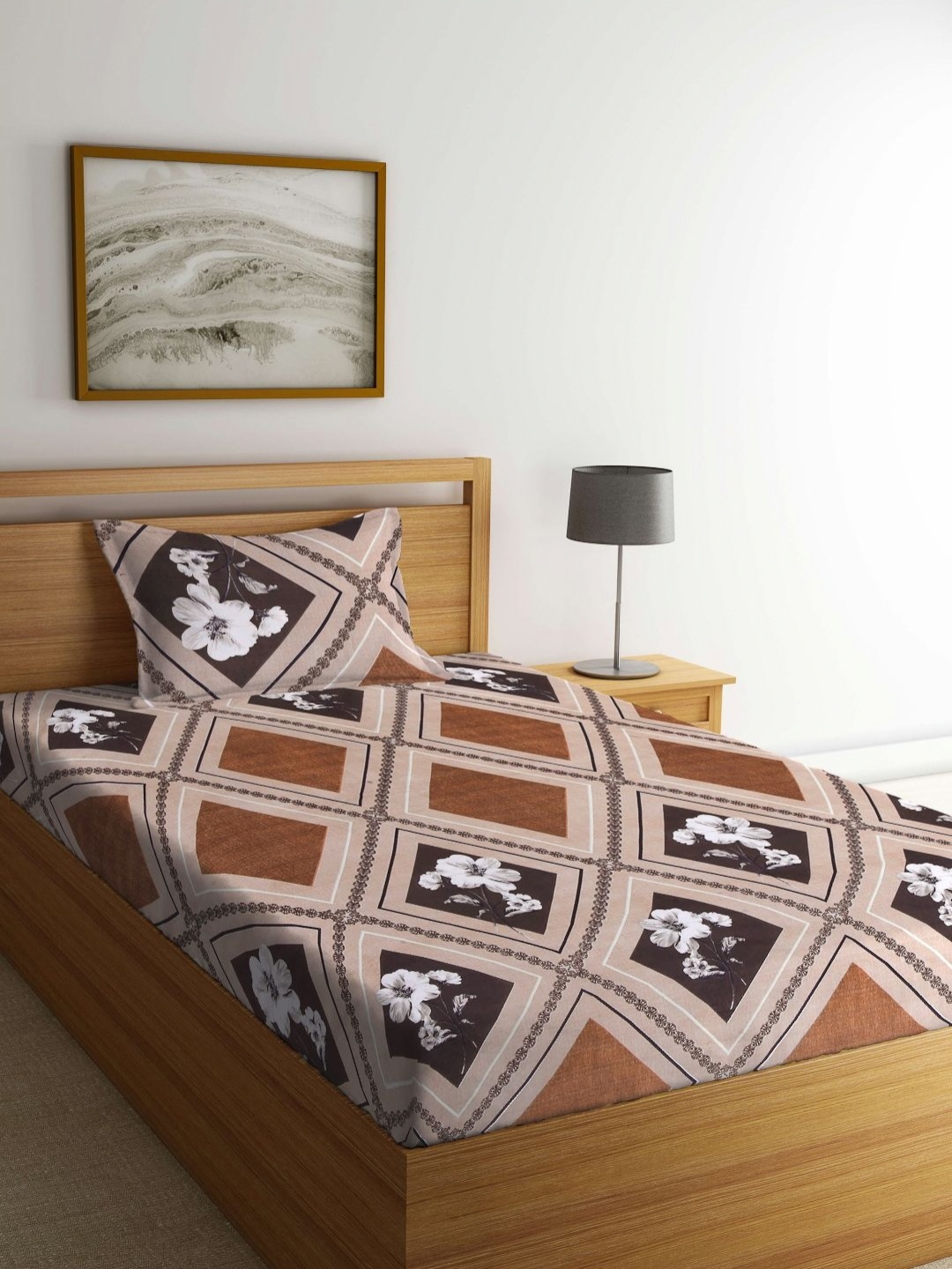 

Myntra Elegant Homes Brown & White Printed 300 TC Single Bedsheet Set 2.25m x 1.50m