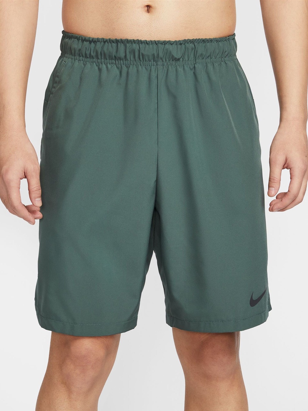 

Nike Dri-FIT Men's (23cm approx.) Woven Training Shorts, Green