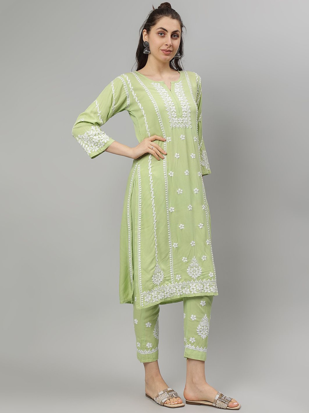 

Seva Chikan Floral Embroidered Notch Neck Chikankari Straight Kurta With Trouser, Green