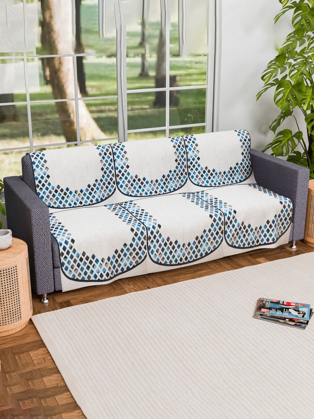 

Aura White & Blue 6 Pieces Printed 3 Seater Velvet Sofa Cover