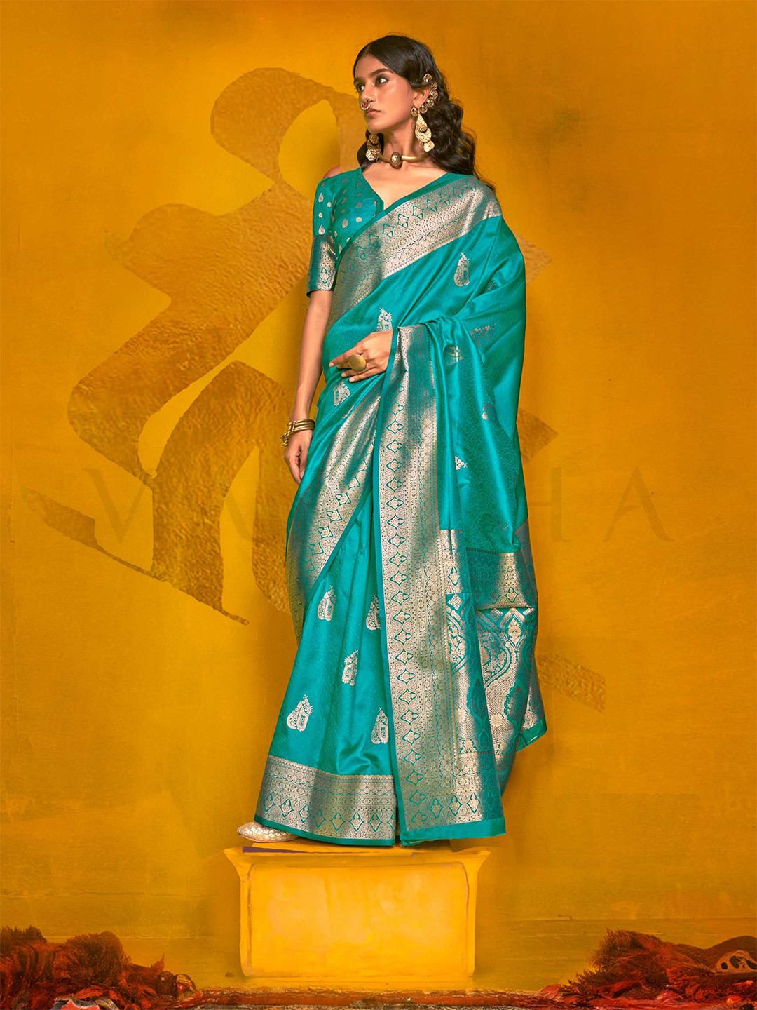 

Vardha Ethnic Motifs Woven Design Banarasi Saree, Blue