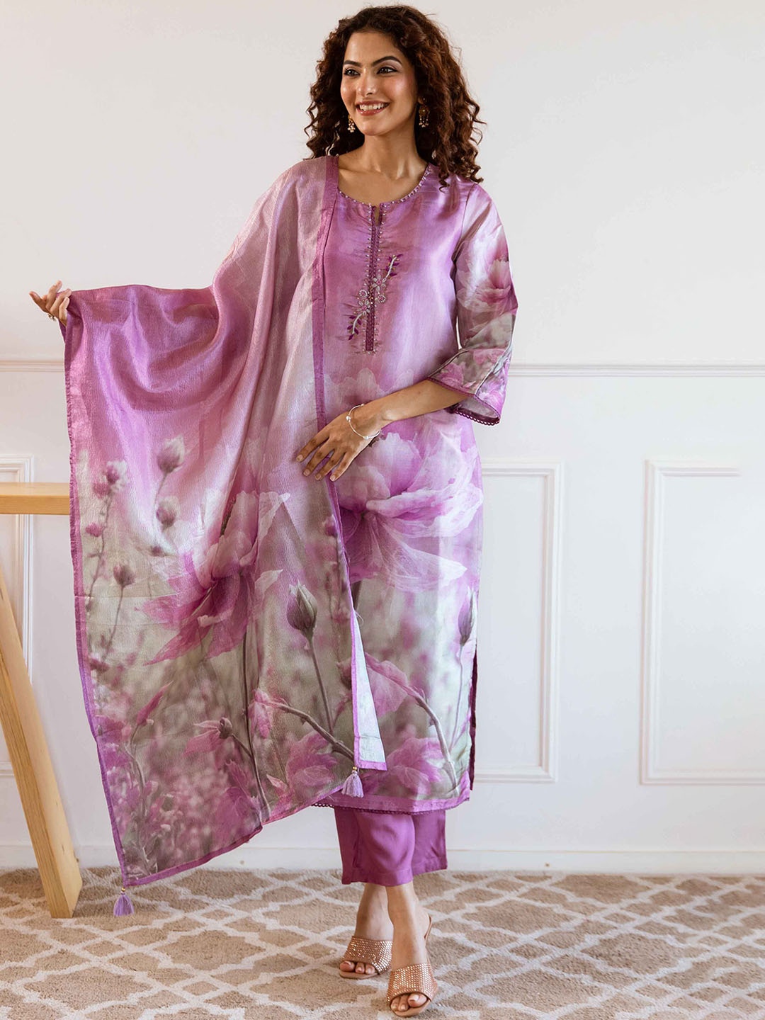 

DIVASTRI Floral Printed Sequinned Tissue Silk Straight Kurta with Trousers & Dupatta, Purple