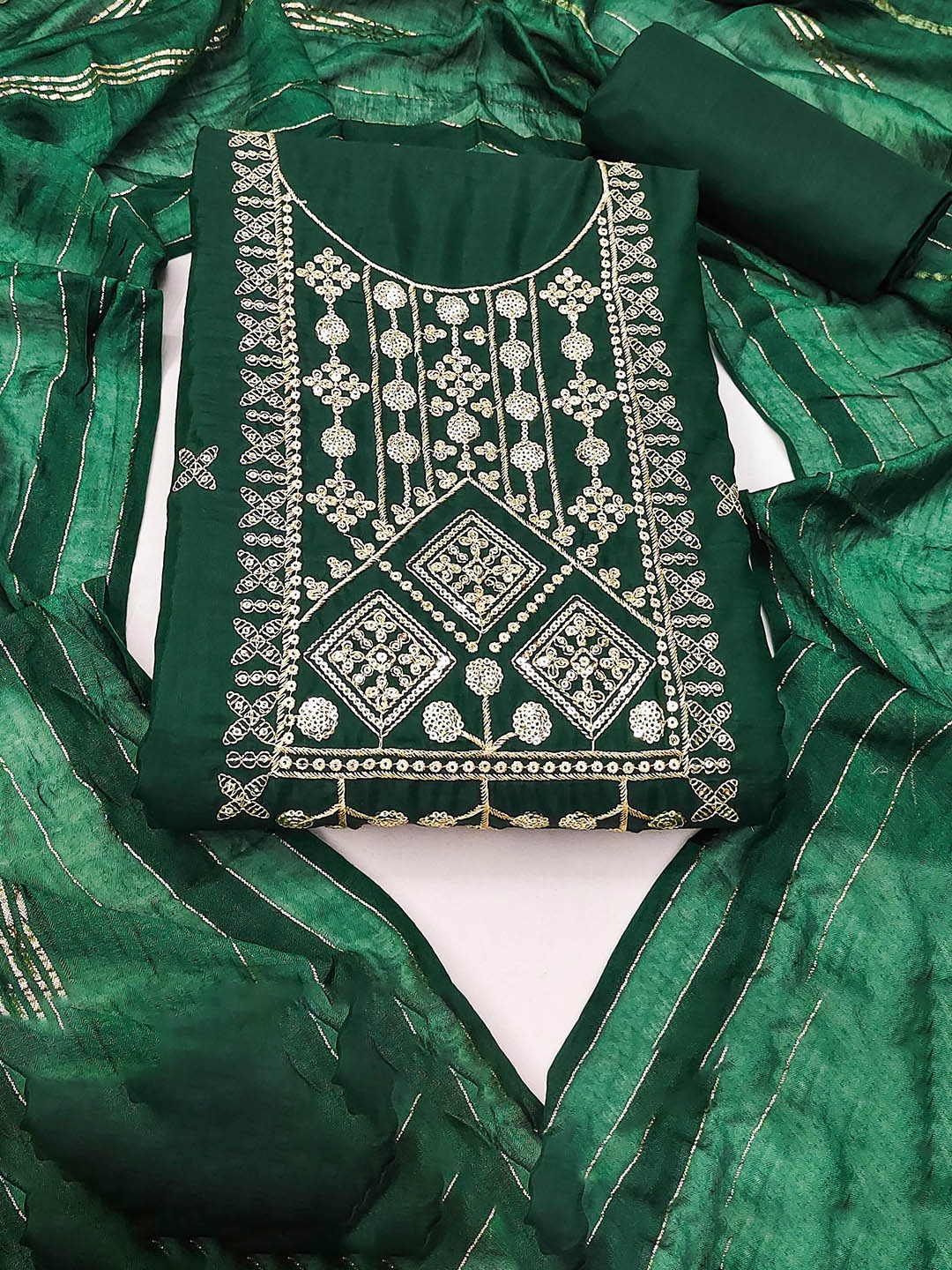 

SHADOW & SAINING Floral Embroidered Sequinned Unstitched Dress Material, Green