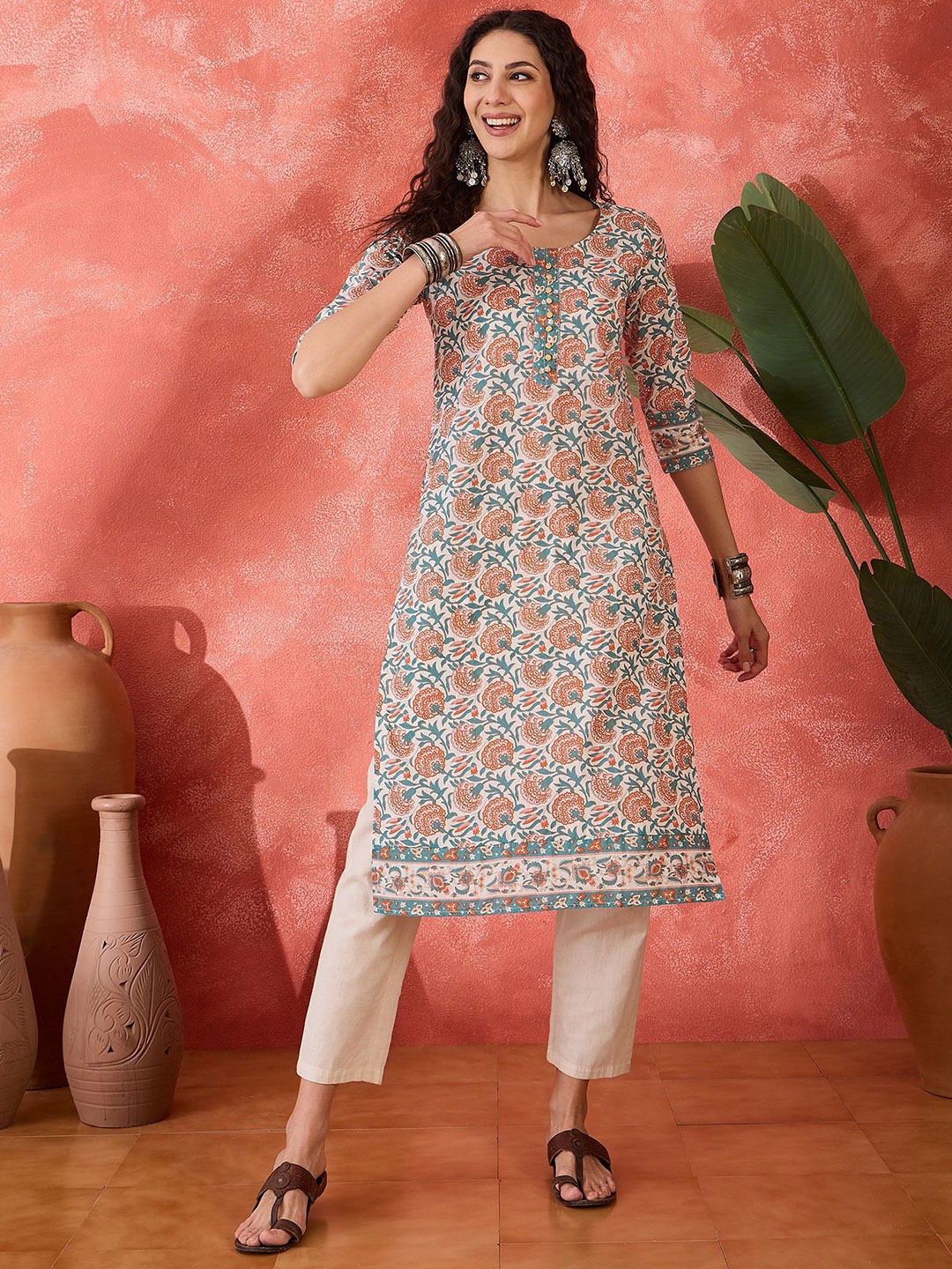 

Sangria Floral Printed Round Neck Pure Cotton Straight Kurta, White