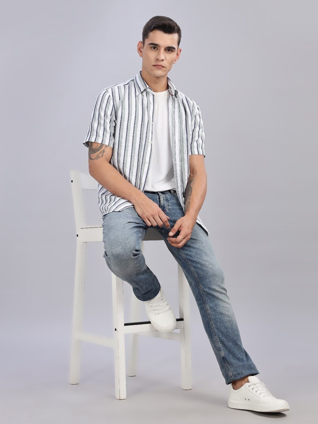 

Tommy Hilfiger Men Opaque Striped Casual Shirt, Olive