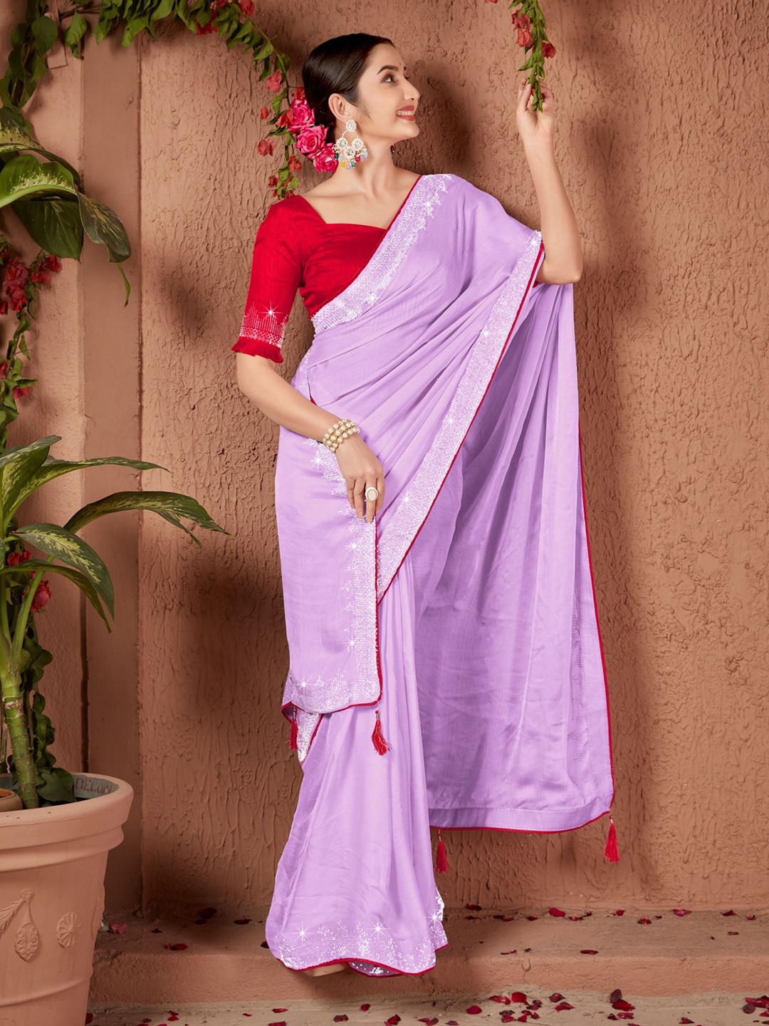 

KEERAT FASHION Embellished Beads and Stones Saree, Violet