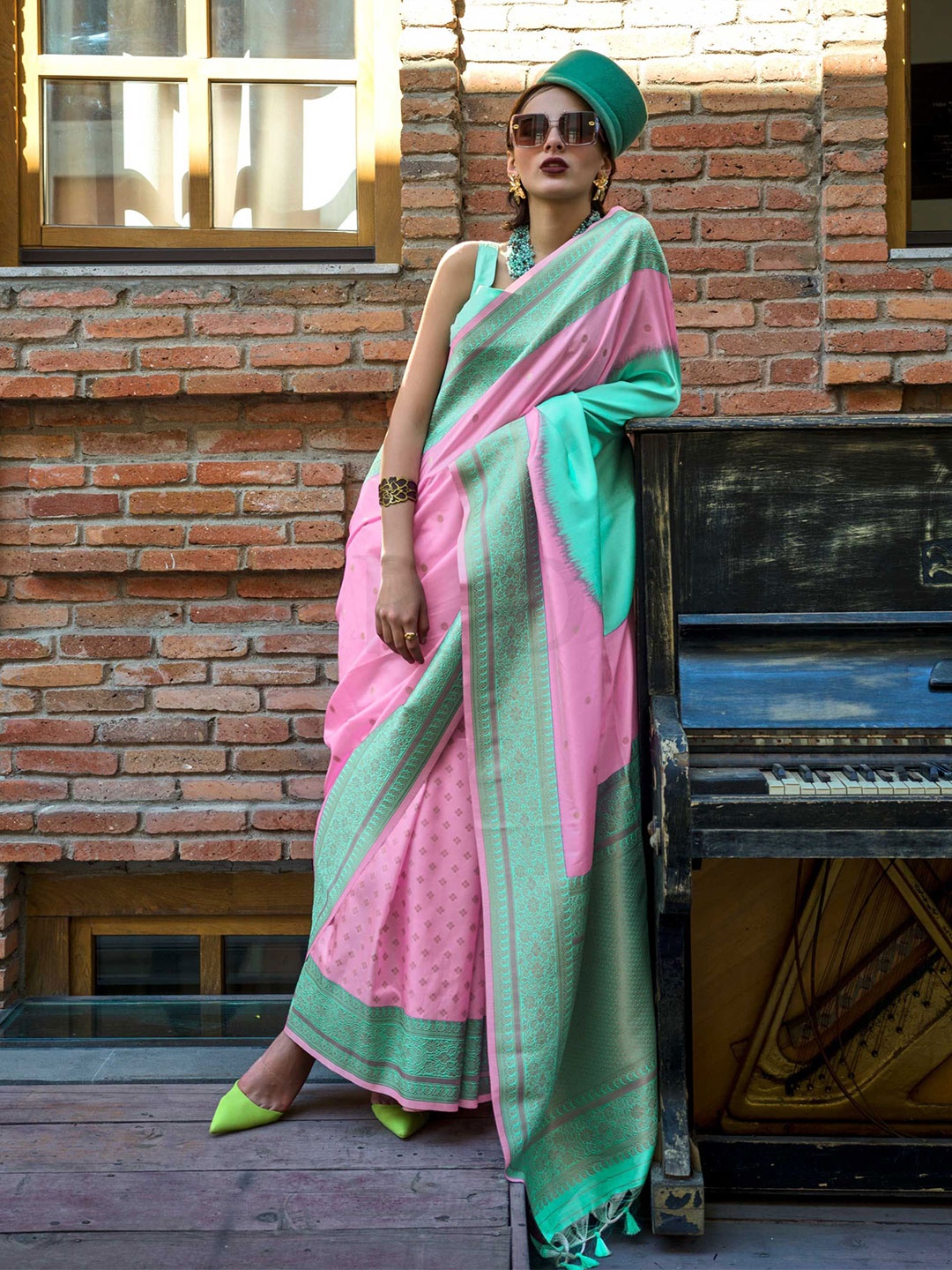 

Vardha Ethnic Motifs Woven Design Zari Mysore Silk Saree, Green