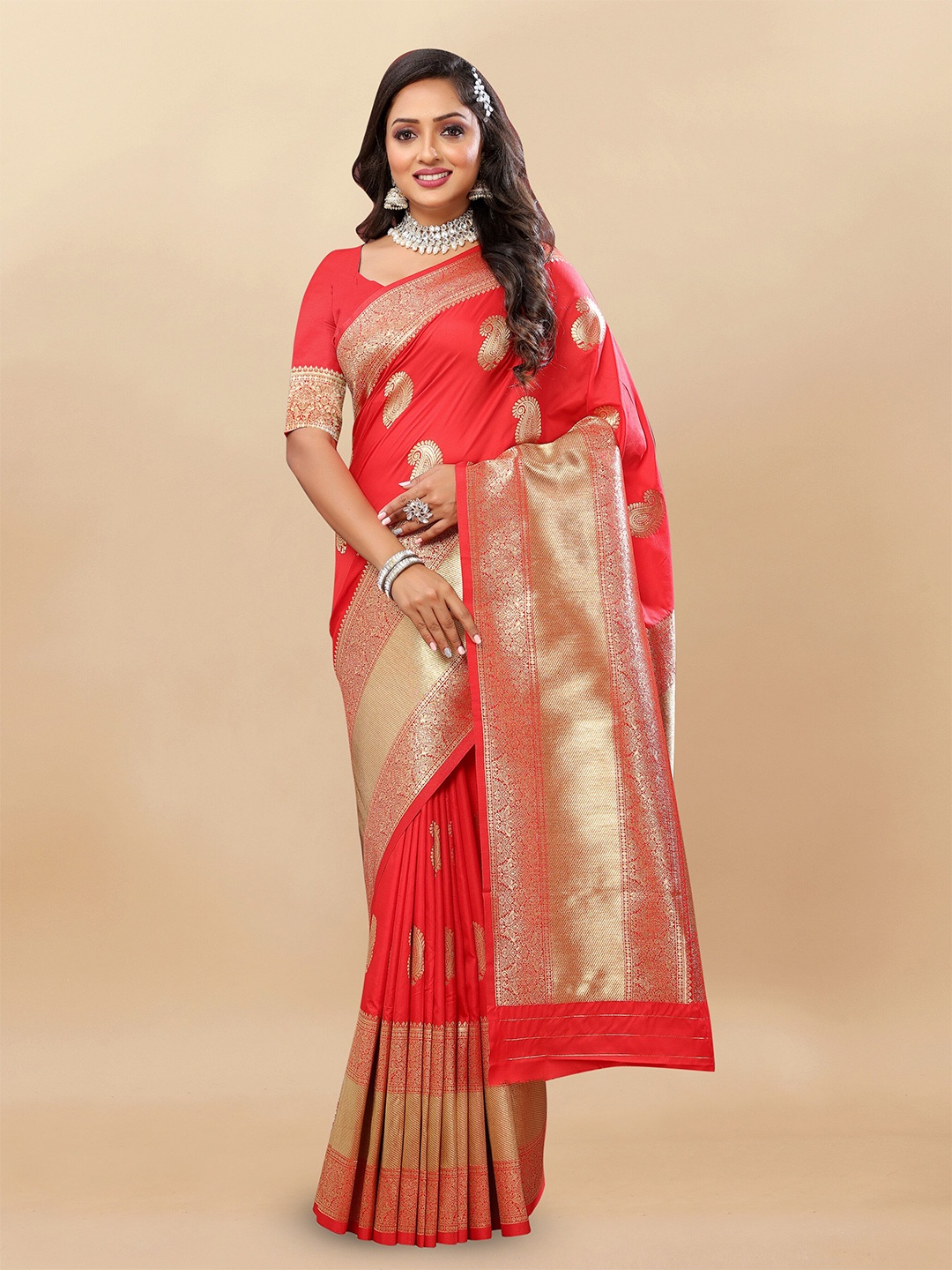 

VEECHIS Paisley Woven Design Zari Banarasi Saree, Red