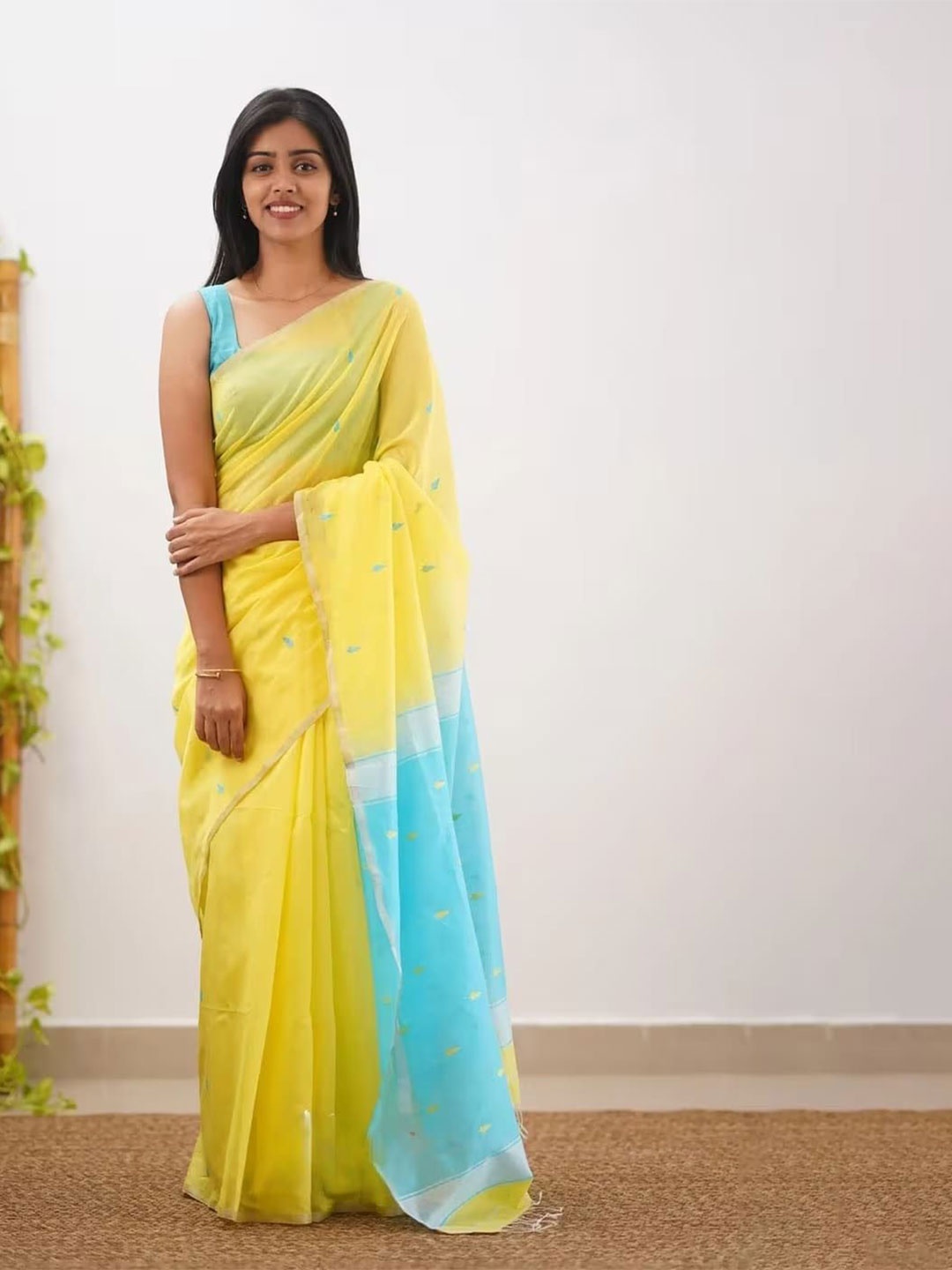 

APNISHA Woven Design Zari Chanderi Saree With Unstitched Blouse Piece, Yellow