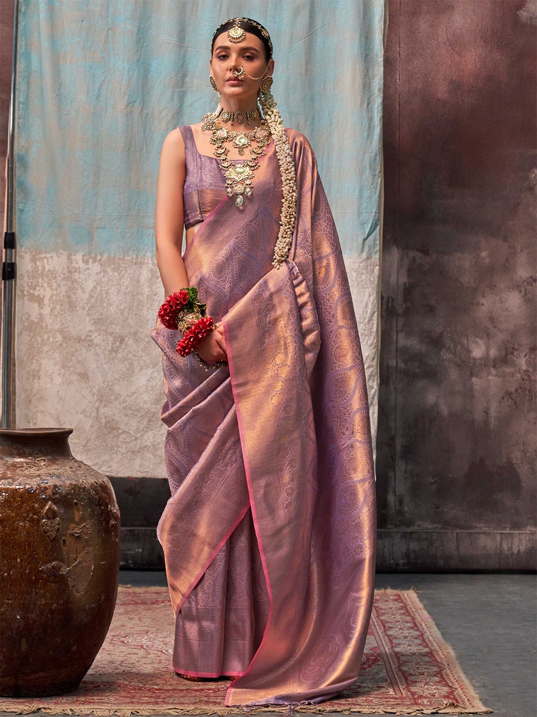 

Vardha Woven Design Zari Kanjeevaram Saree, Rose