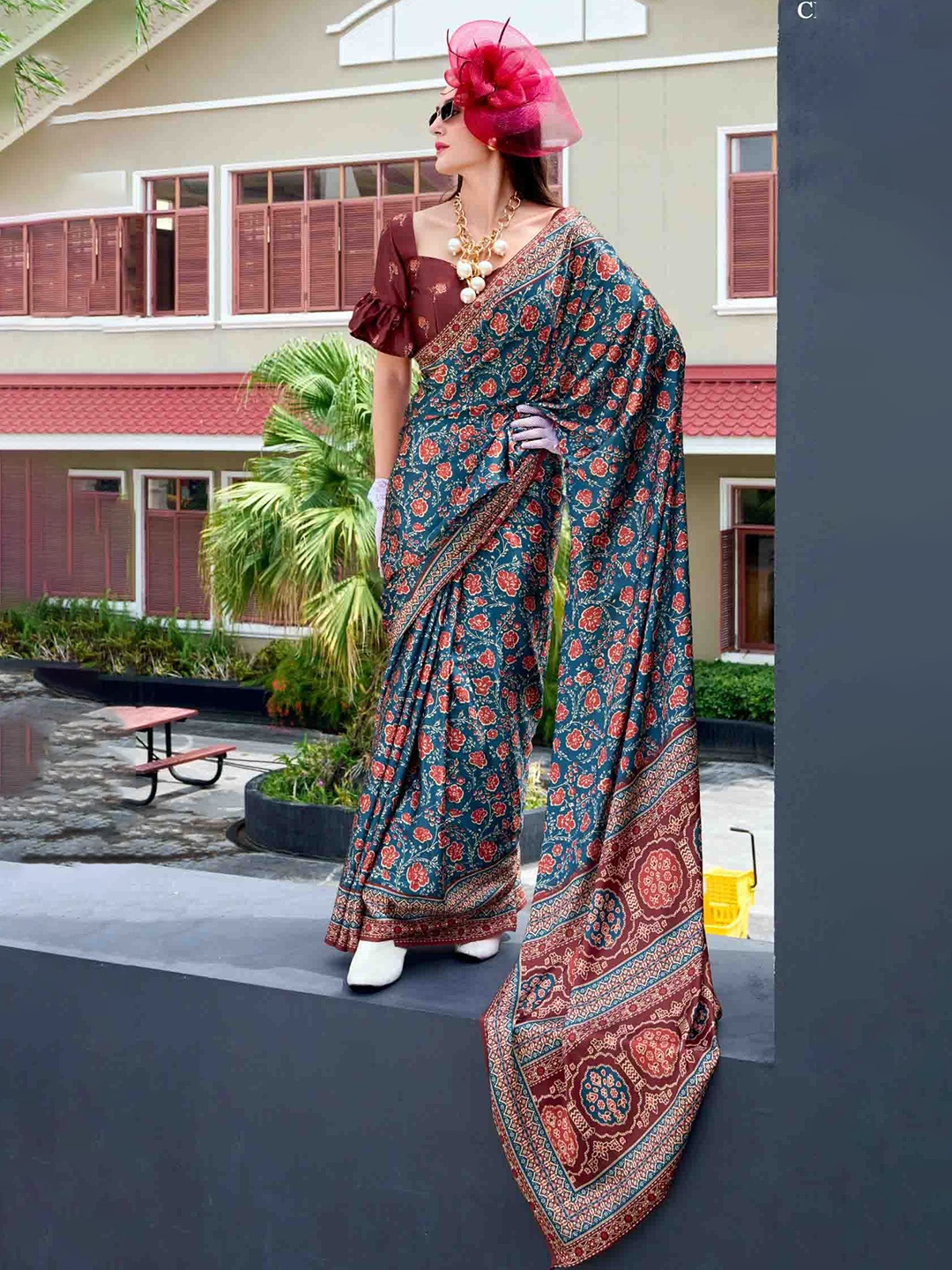 

Mitera Floral Satin Saree, Teal