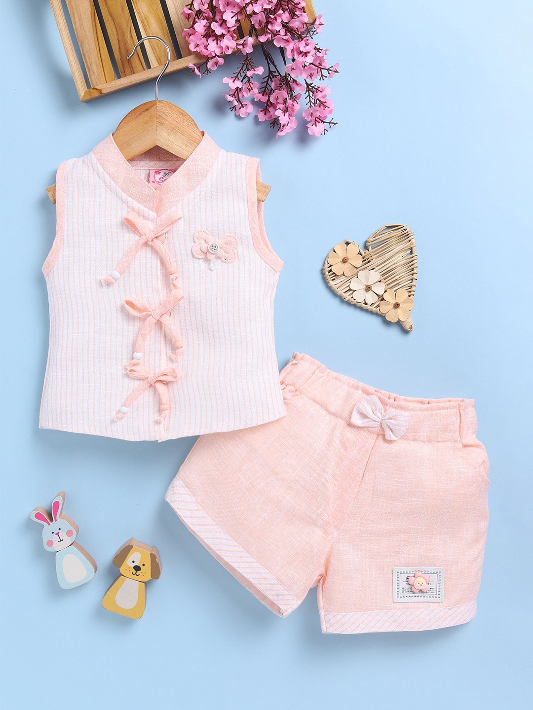 

Toonyport Girls Striped Mandarin Collar Top With Shorts, Peach