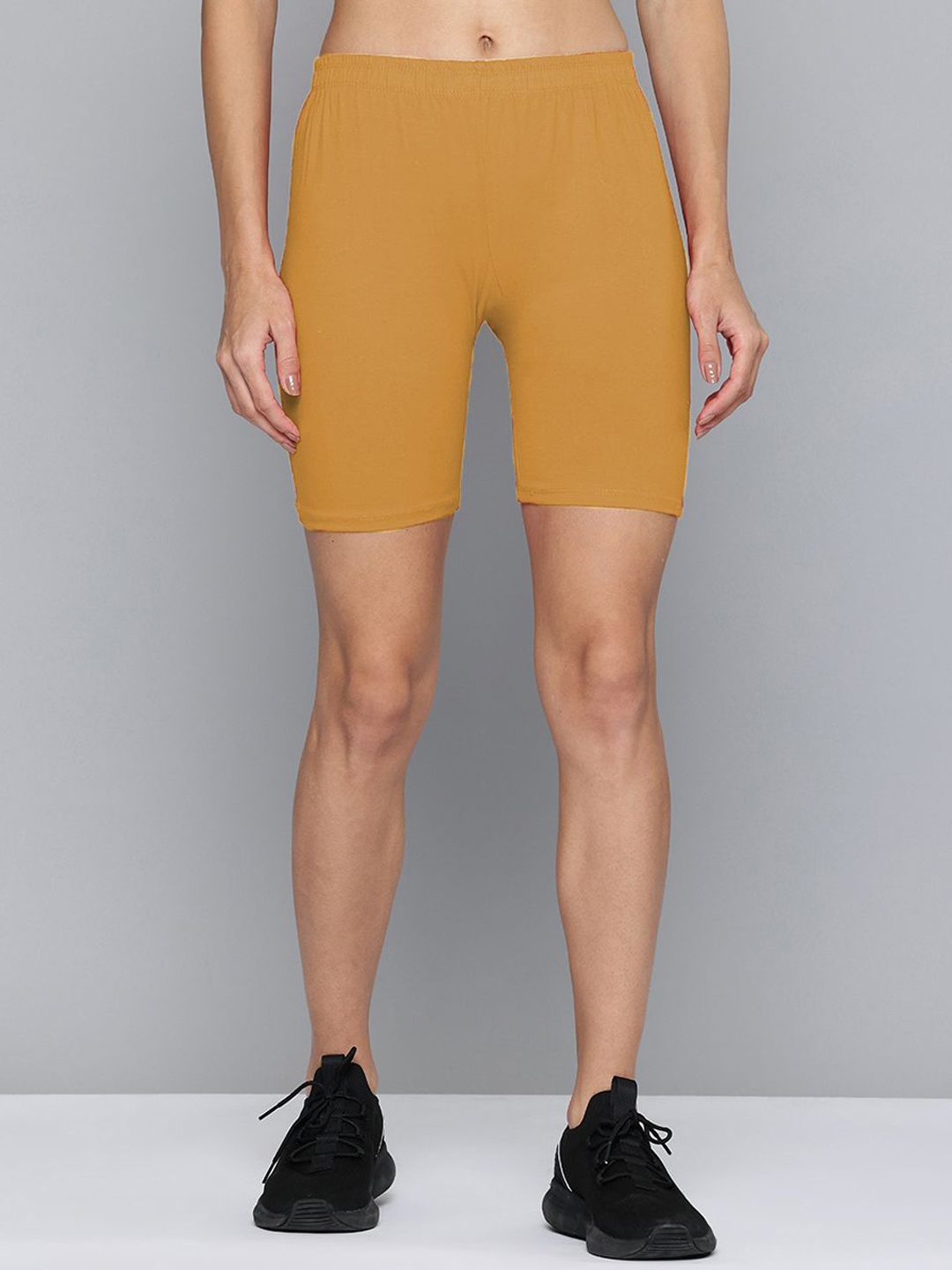 

Jinfo Women Mid-Rise Skinny Fit Above Knee Sports Shorts, Beige