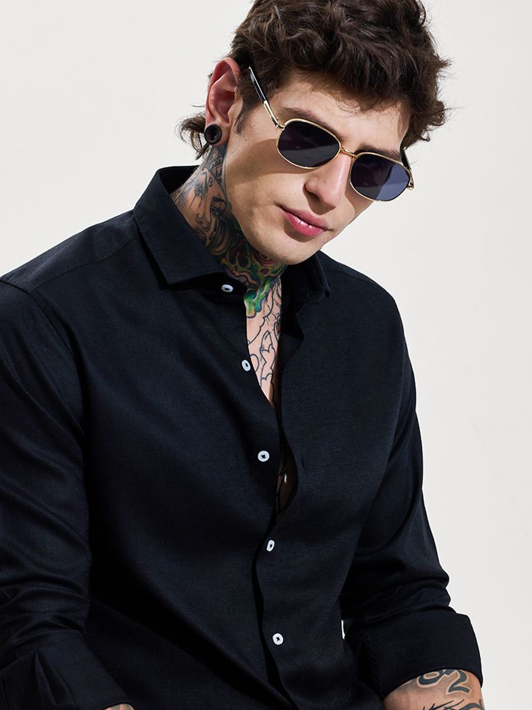 

Snitch Men Slim Fit Opaque Casual Shirt, Navy blue