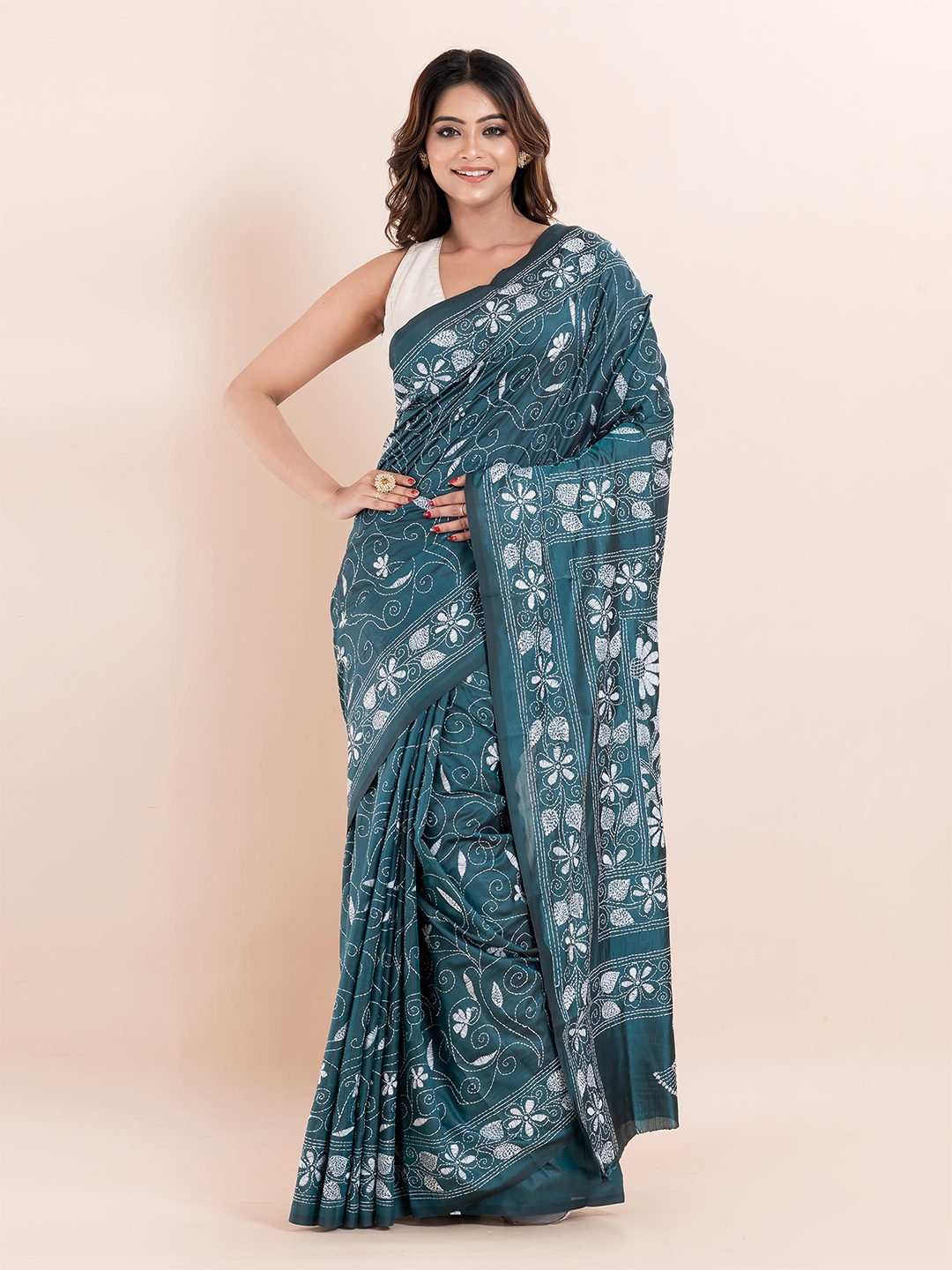 

PUKU Ethnic Motifs Printed Kantha Work Saree, Turquoise blue