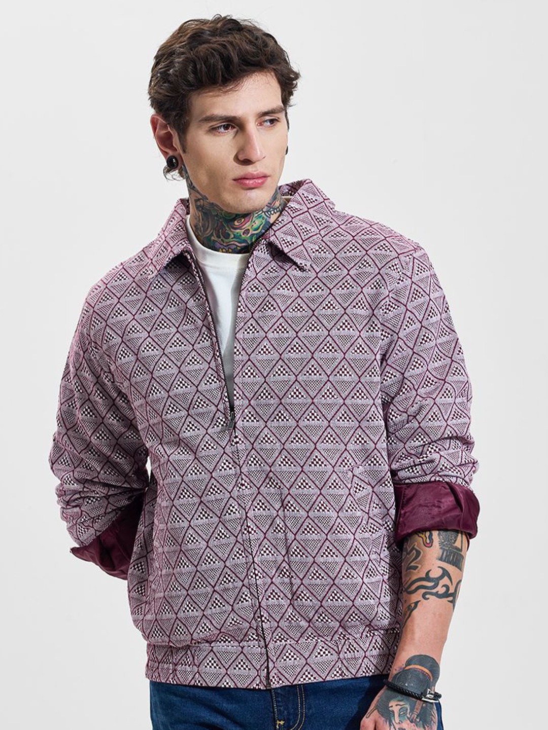 

Snitch Men Geometric Sporty Jacket, Maroon
