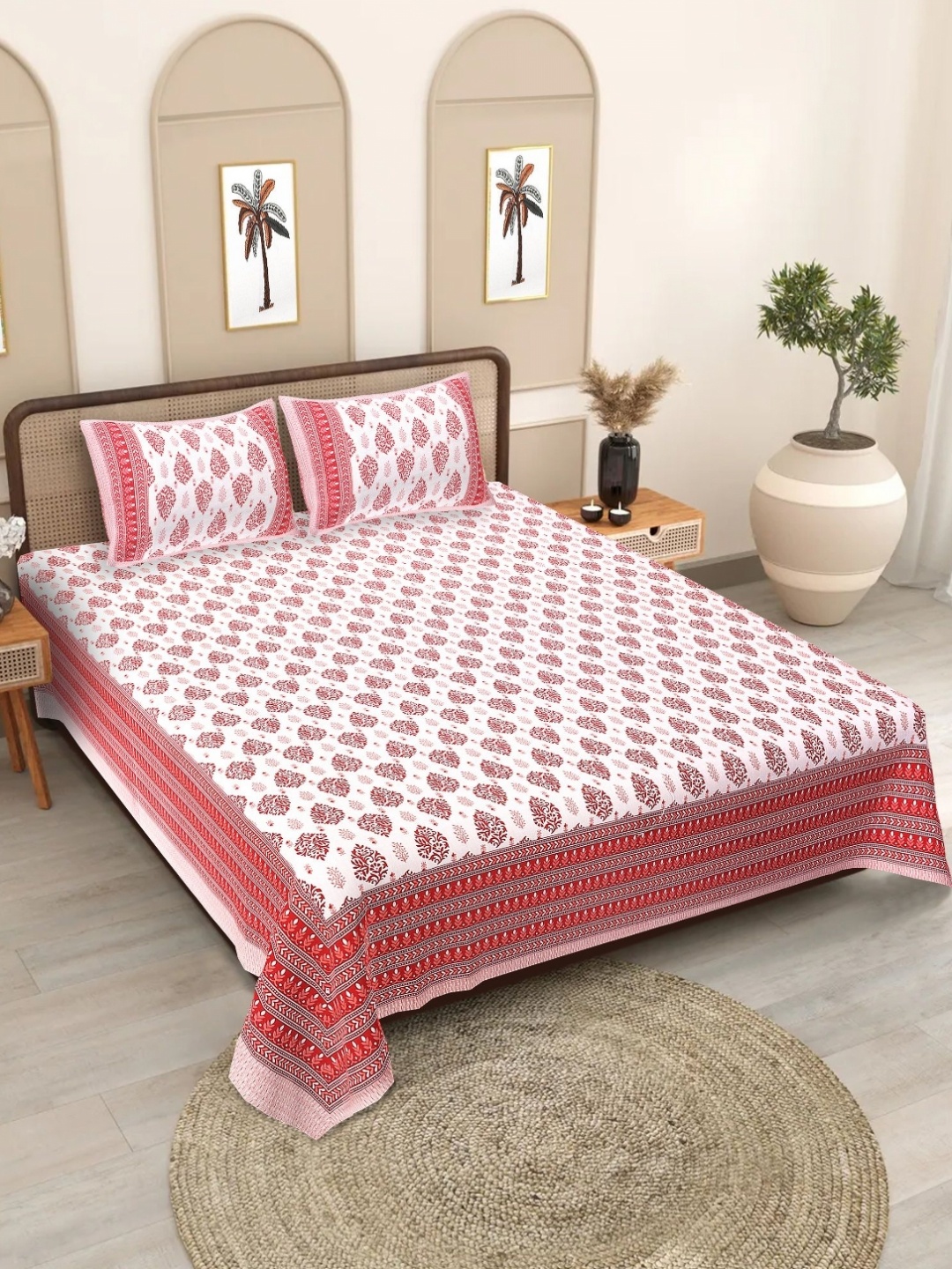 

Texstylers Red & White Printed Cotton 186 TC Queen Bedsheet Set - 2.20 m X 2.50 m