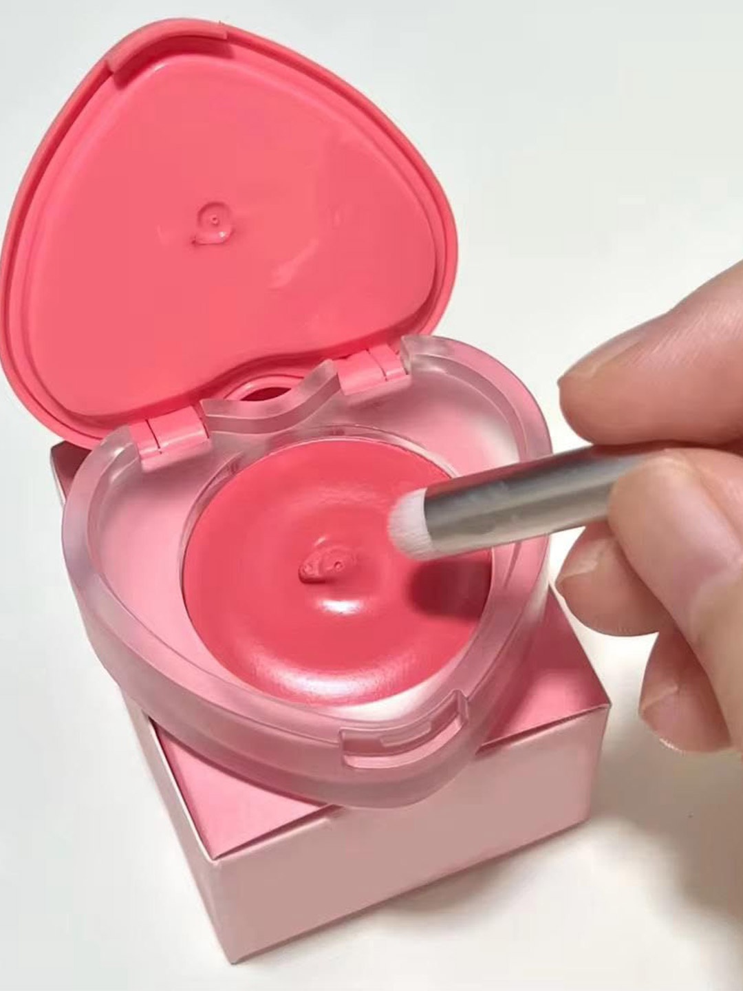 

VBA Heart Shaped Matte Cream Blush - 10 g, Pink