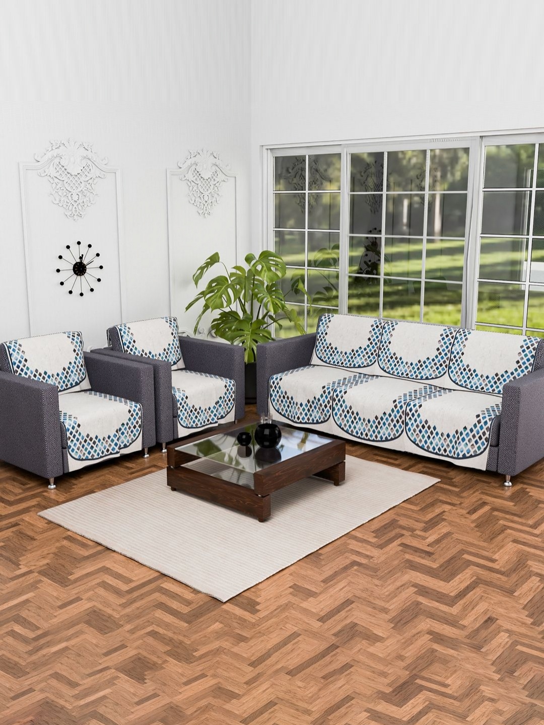 

Aura Grey & White 10 Pieces Geometric Printed 5 Seater Velvet Anti Skid Sofa Covers