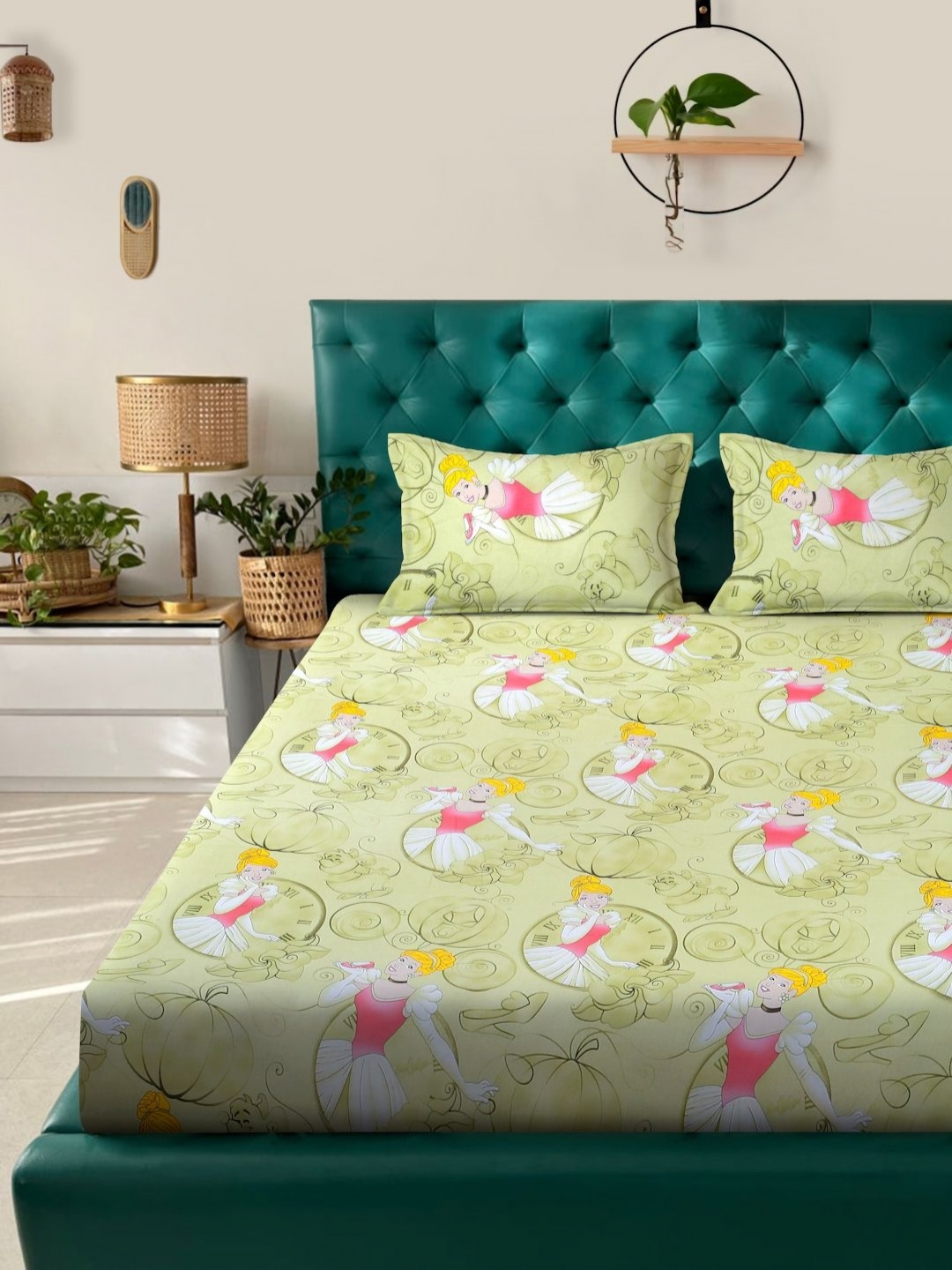 

KLOTTHE Green & Pink Printed 400 TC Cotton Fitted Bedsheet Set 2.5 m x 2.25 m