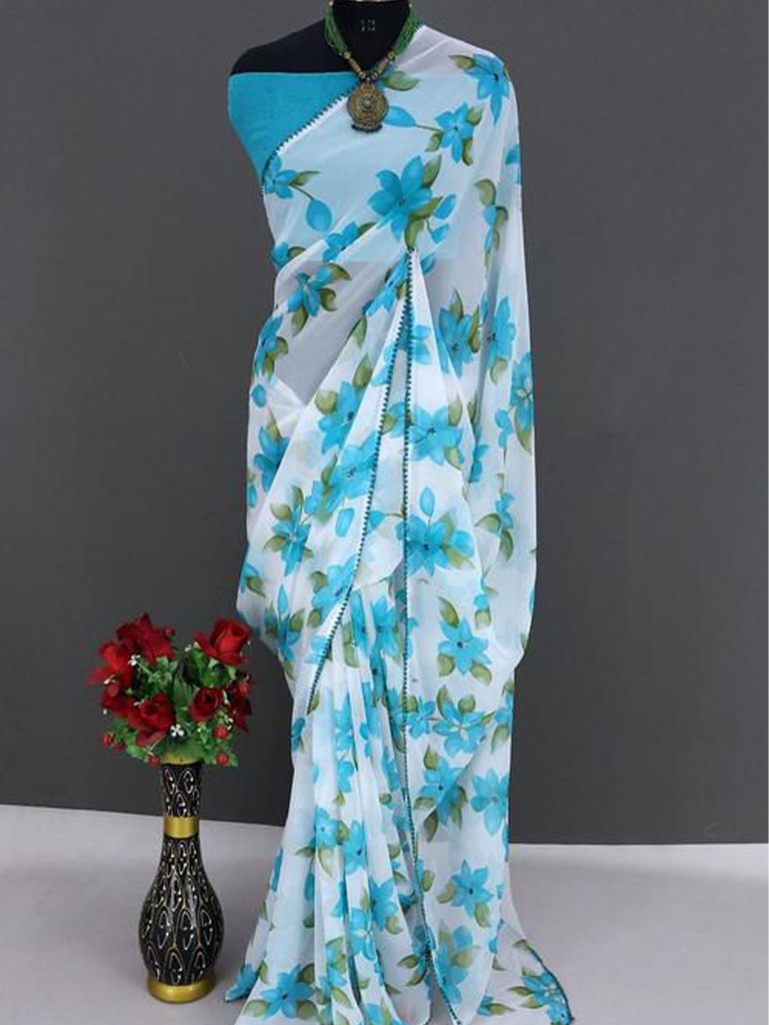 

APNISHA Floral Printed Pure Georgette Saree, White