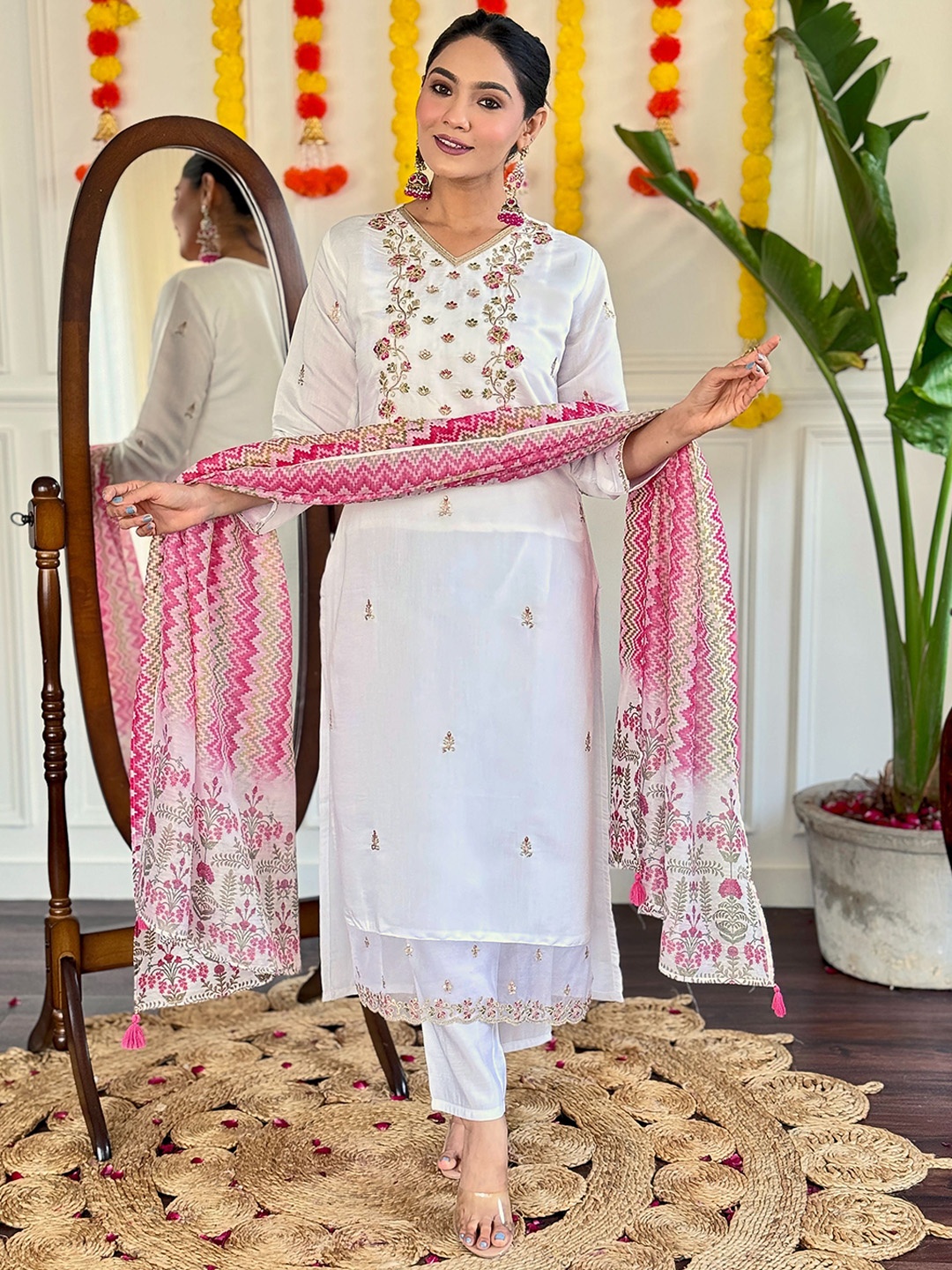 

Growdamy Floral Embroidered Chanderi Silk Straight Kurta with Trousers & Dupatta, White