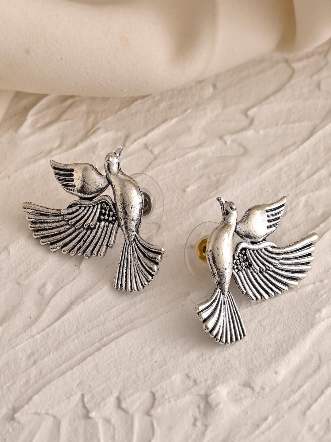 

DASTOOR Silver-Plated Contemporary Oxidised Studs, Gold