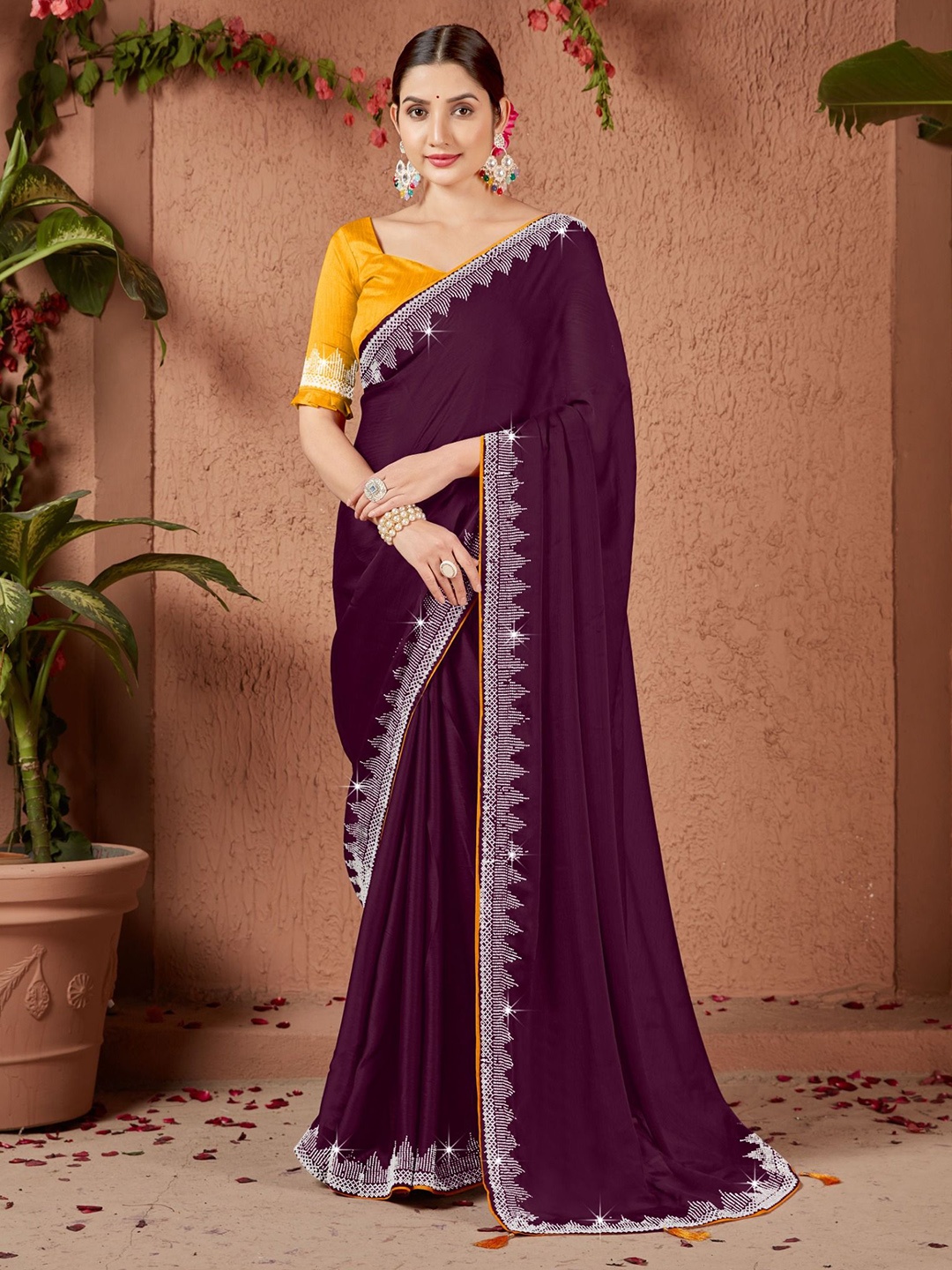 

KEERAT FASHION Beads and Stones Saree, Purple