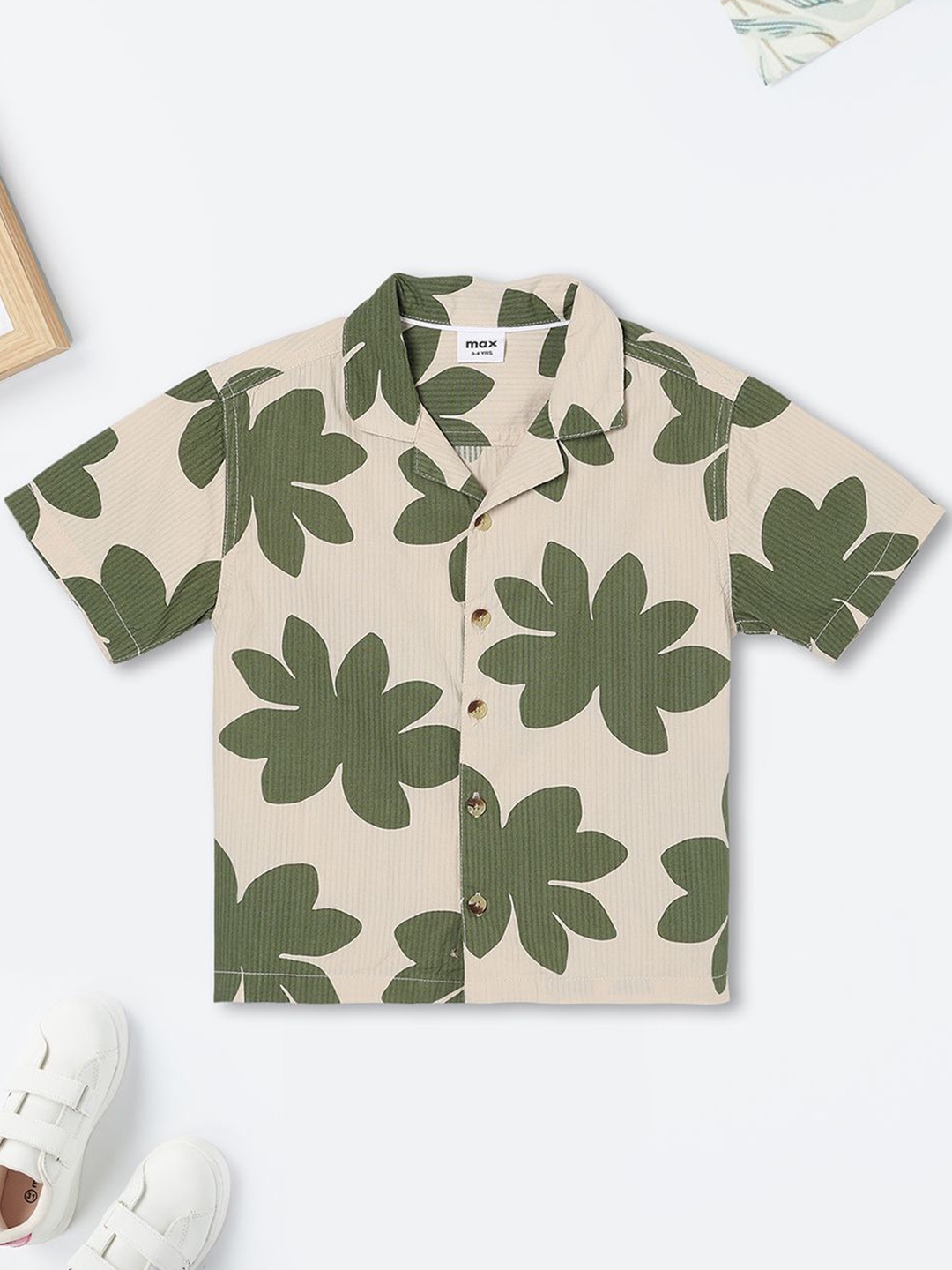 

max Boys Opaque Printed Casual Shirt, Green
