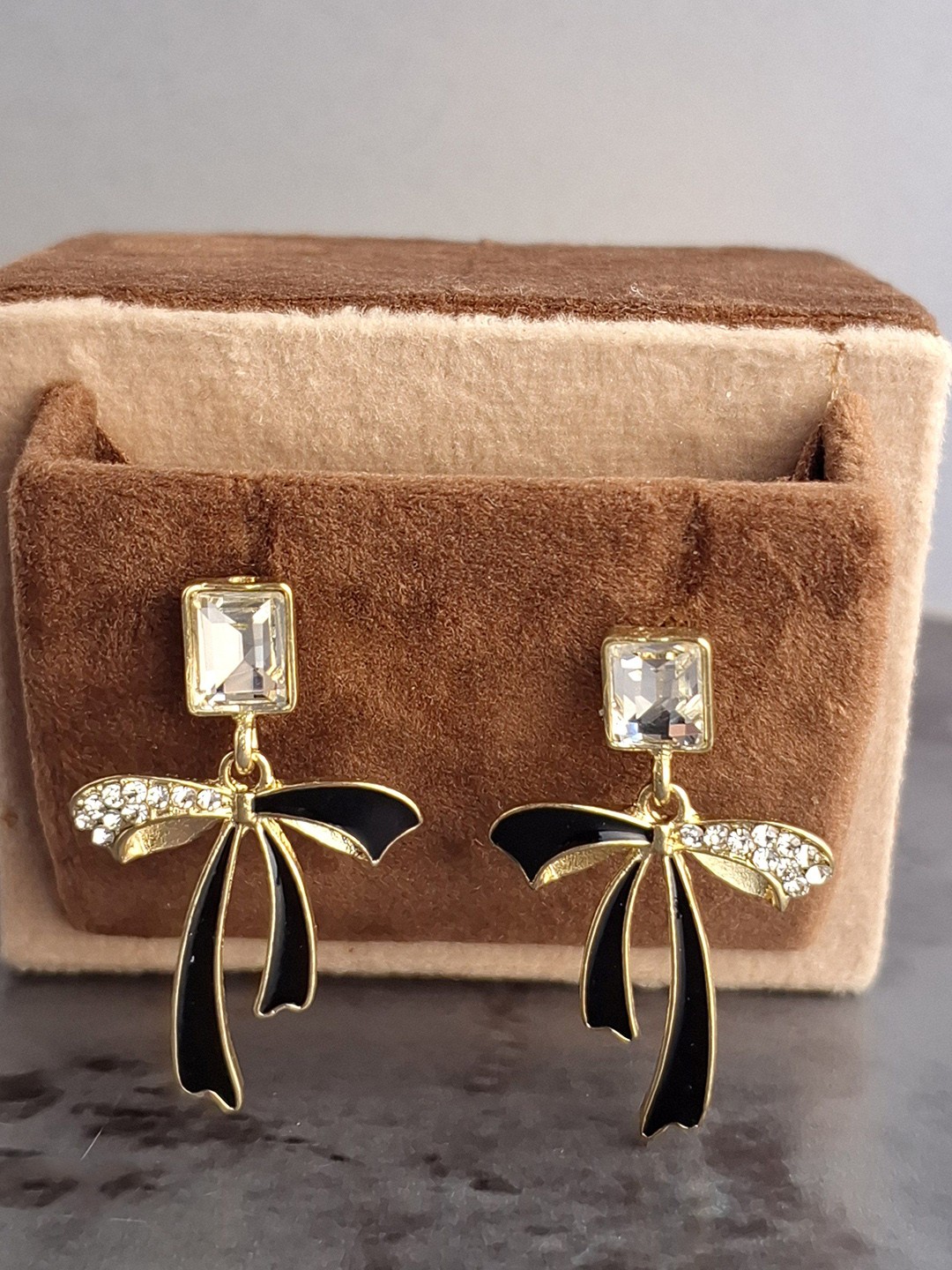 

Zhouse Gold-Plated Crystals Studded Contemporary Shaped Drop Earrings
