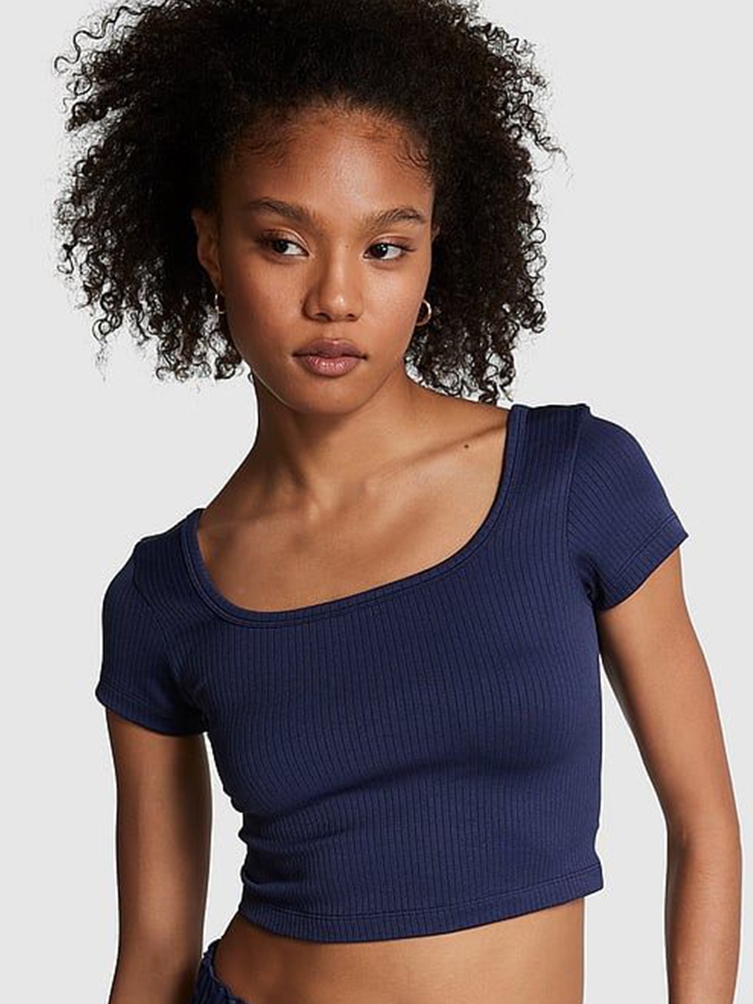 

Victoria's Secret Women Round Neck Fitted Crop Top, Blue