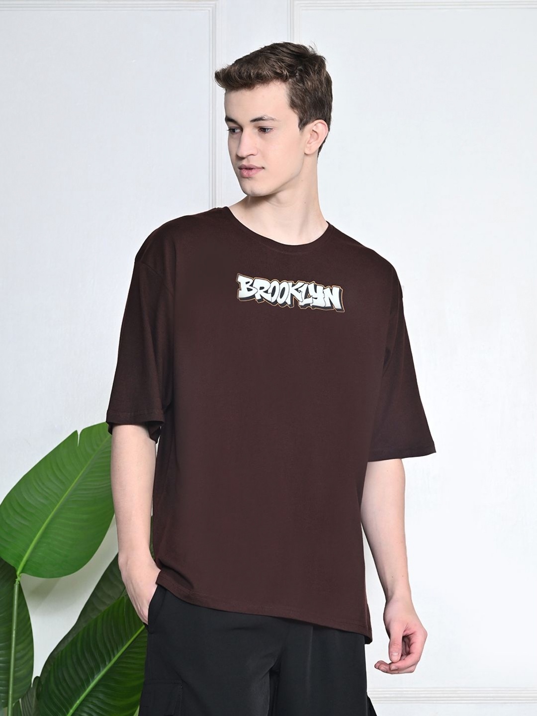 

FITINC Men Printed Bio Finish Applique T-shirt, Coffee brown