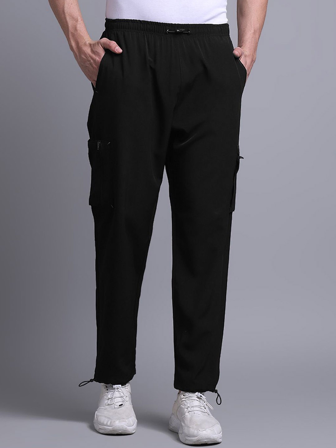 

HRX by Hrithik Roshan Men Regular Fit Mid Rise Joggers, Black