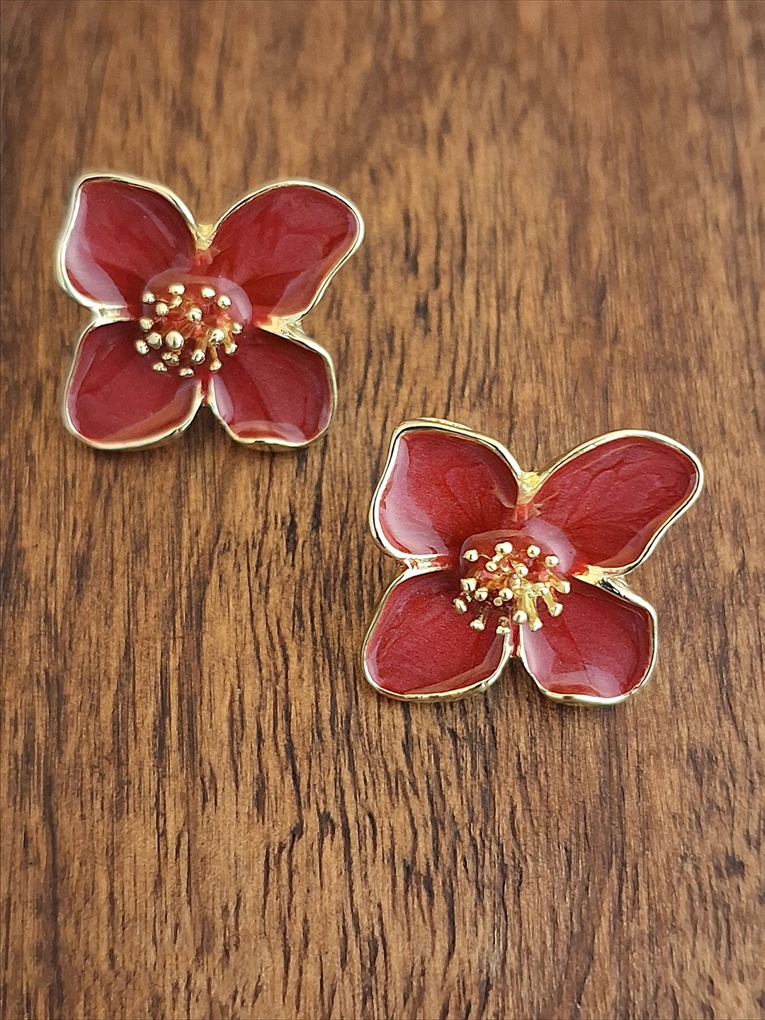 

Z HOME Gold Plated Floral Shaped Crystals Studs Earrings, Maroon