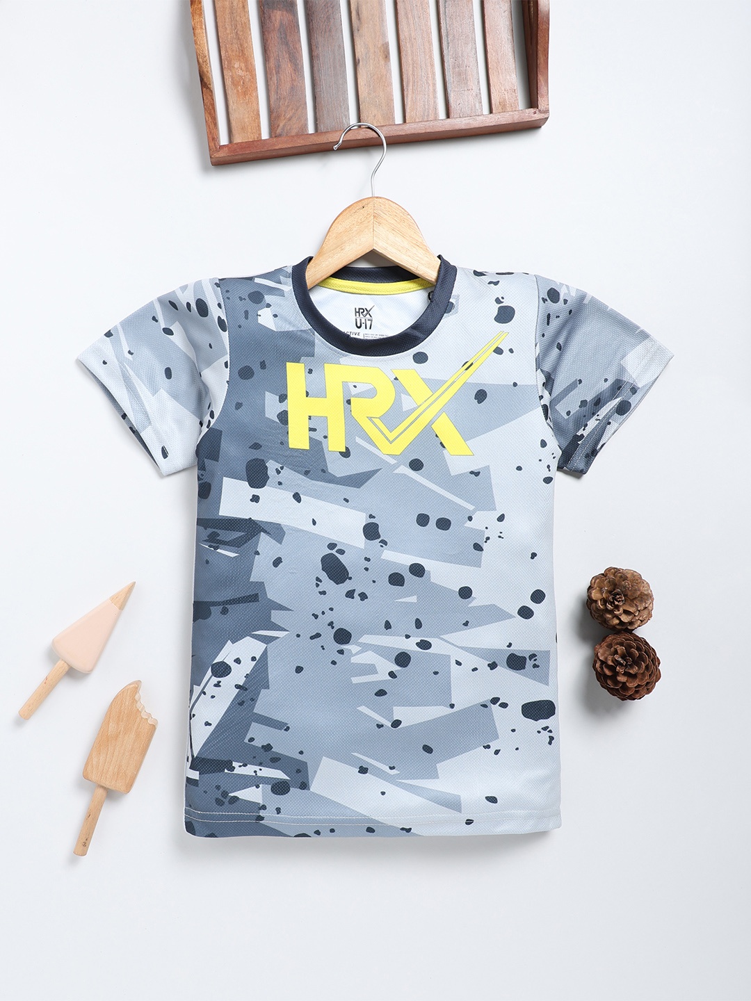 

HRX by Hrithik Roshan Boys Printed T-shirt, Grey