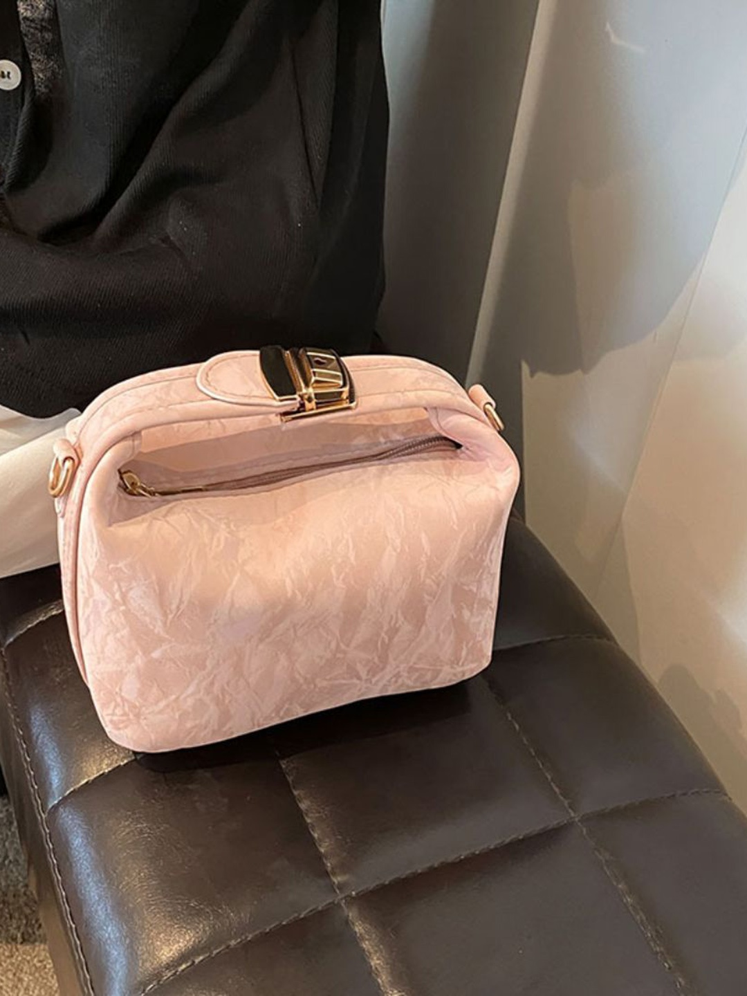 

DressBerry PU Handheld Bag, Peach