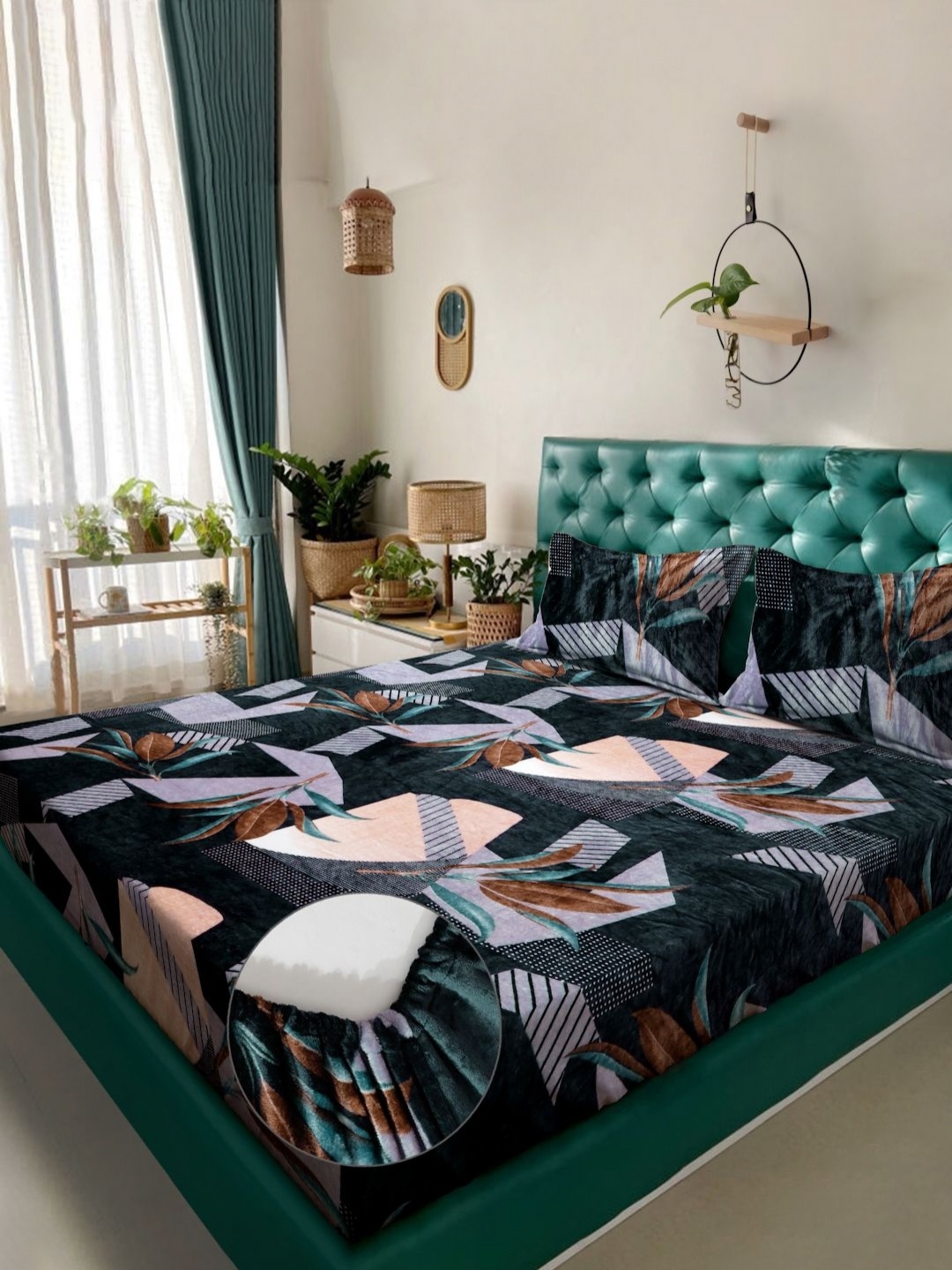 

Myntra Elegant Homes Green Printed Woollen Fitted 300TC King Bedsheet Set 2.70m x 2.50m