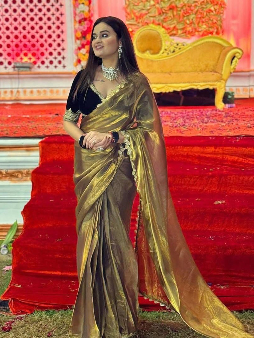 

MANSUBHA Sequinned Organza Saree, Gold