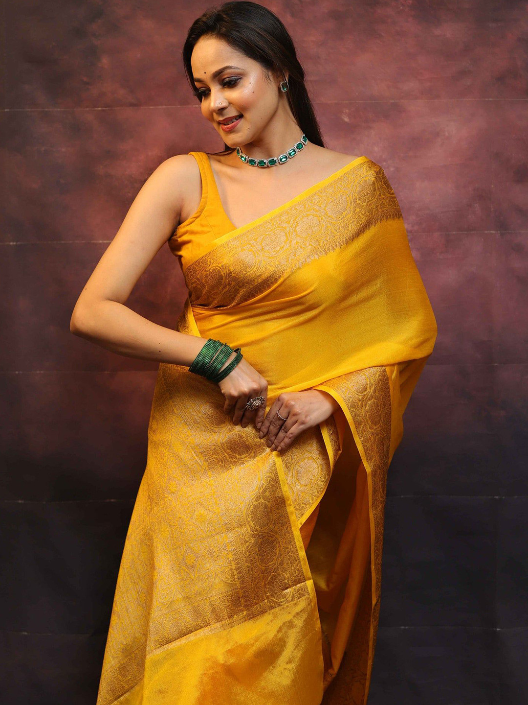 

Moda Rapido Woven Design Zari Saree, Yellow